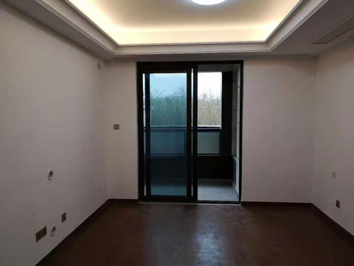雍华府 3室2厅2卫 98m&sup2;