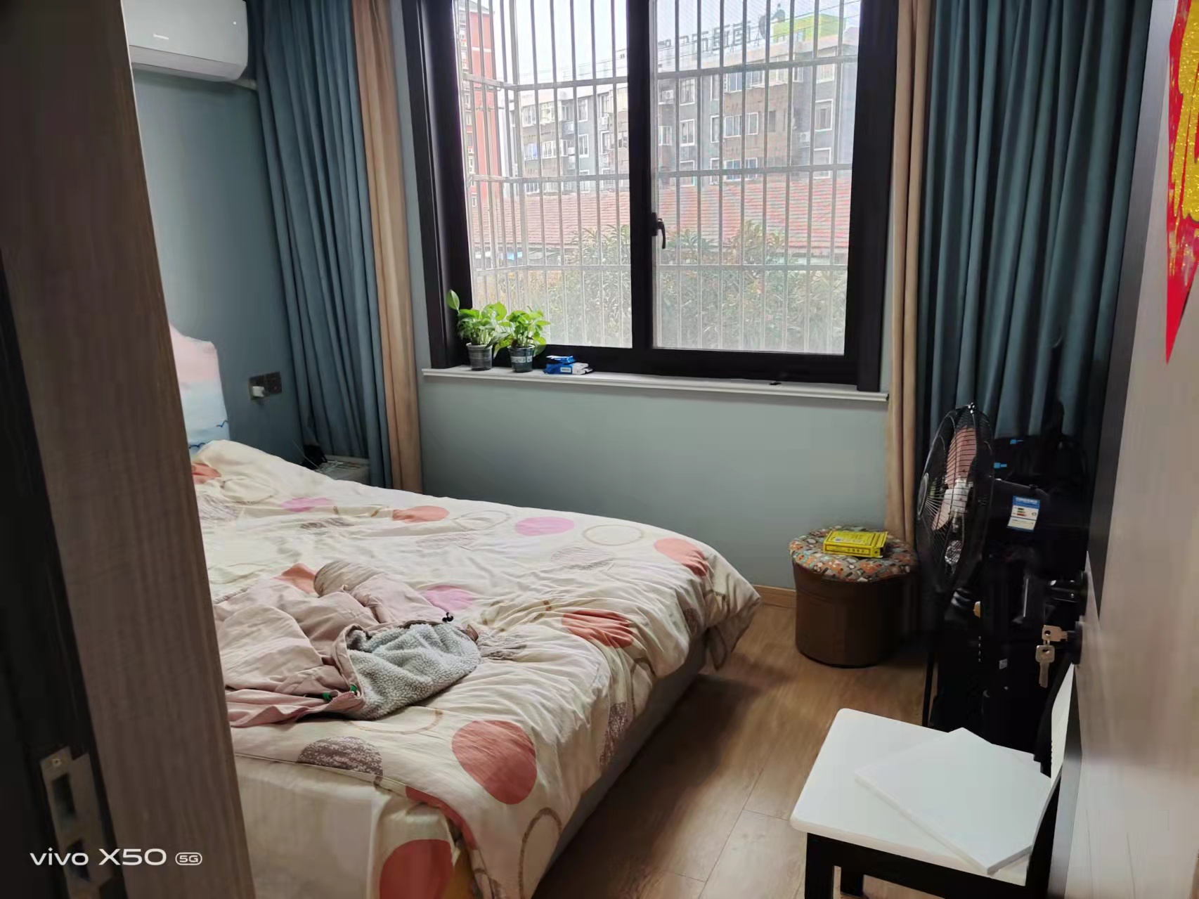光明东村一期 3室2厅1卫 118m&sup2;