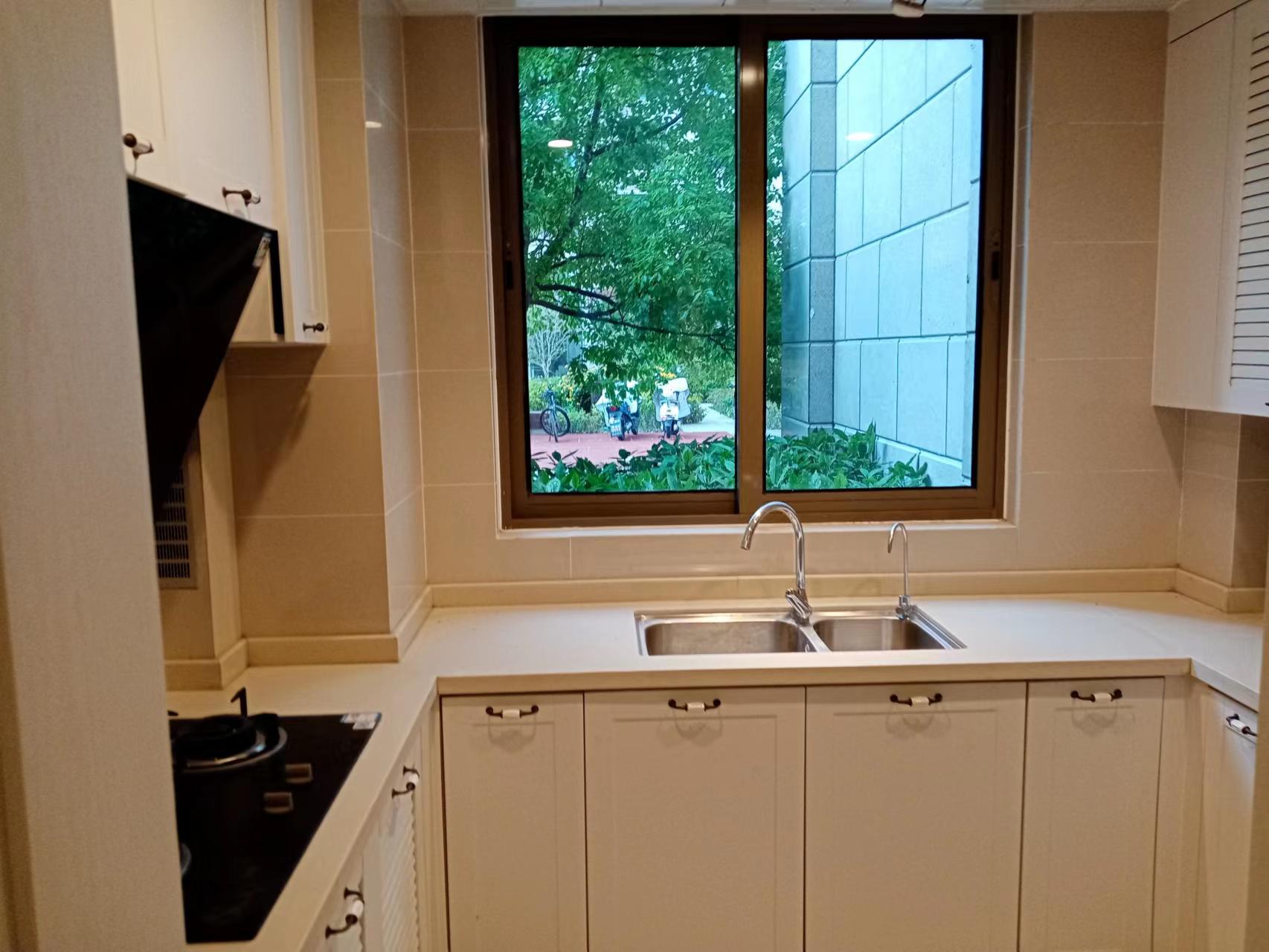公馆1895 3室2厅2卫 117.38m²