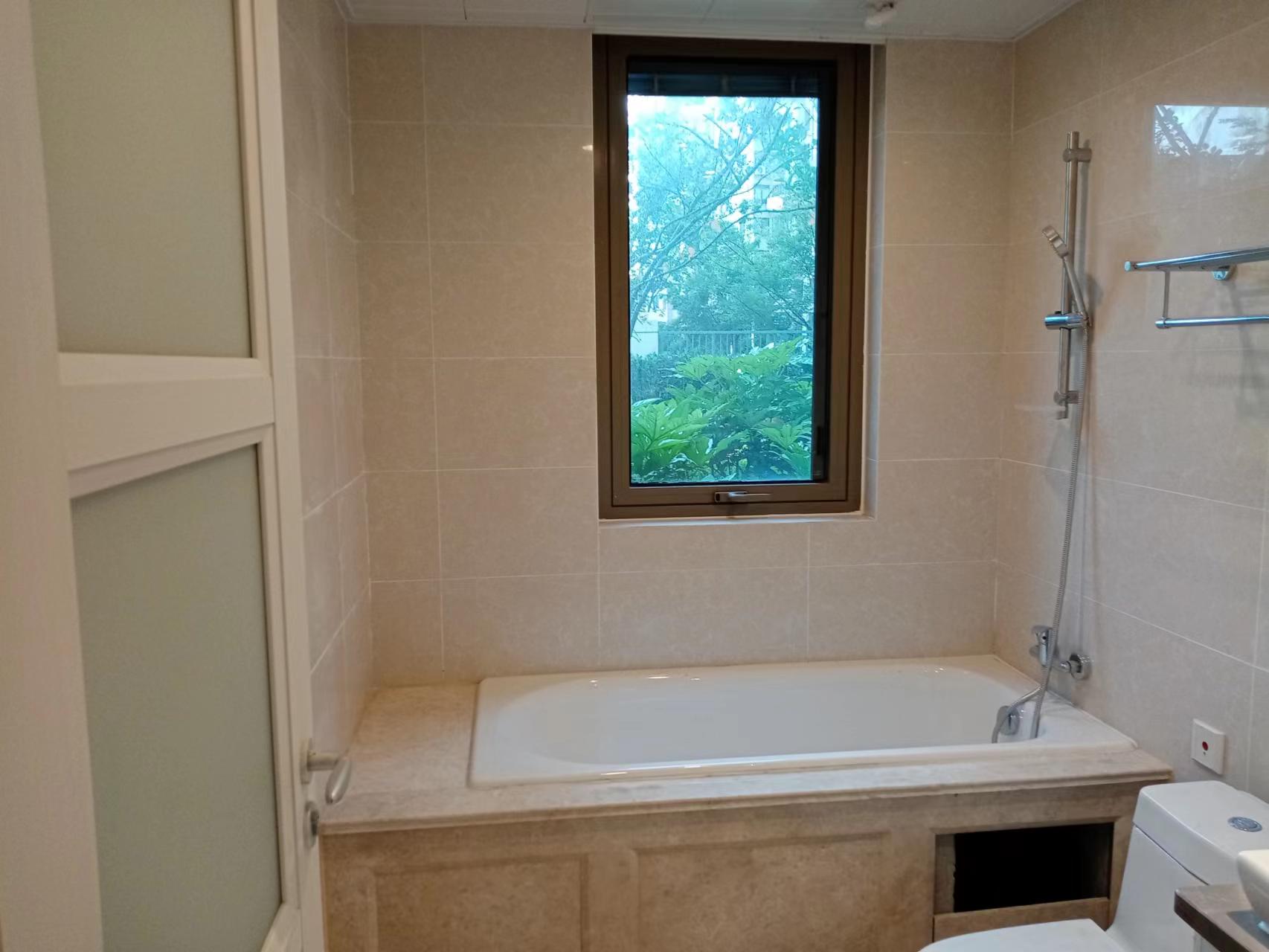 公馆1895 3室2厅2卫 117.38m²