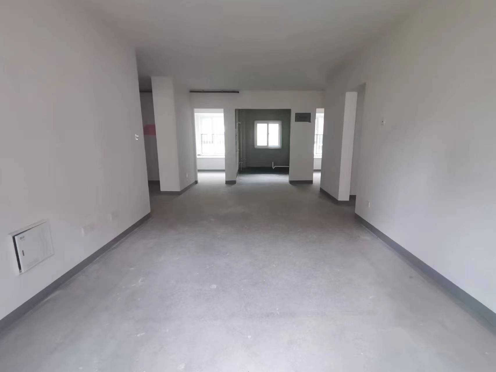 金地繁茂里 4室2厅2卫 116m²