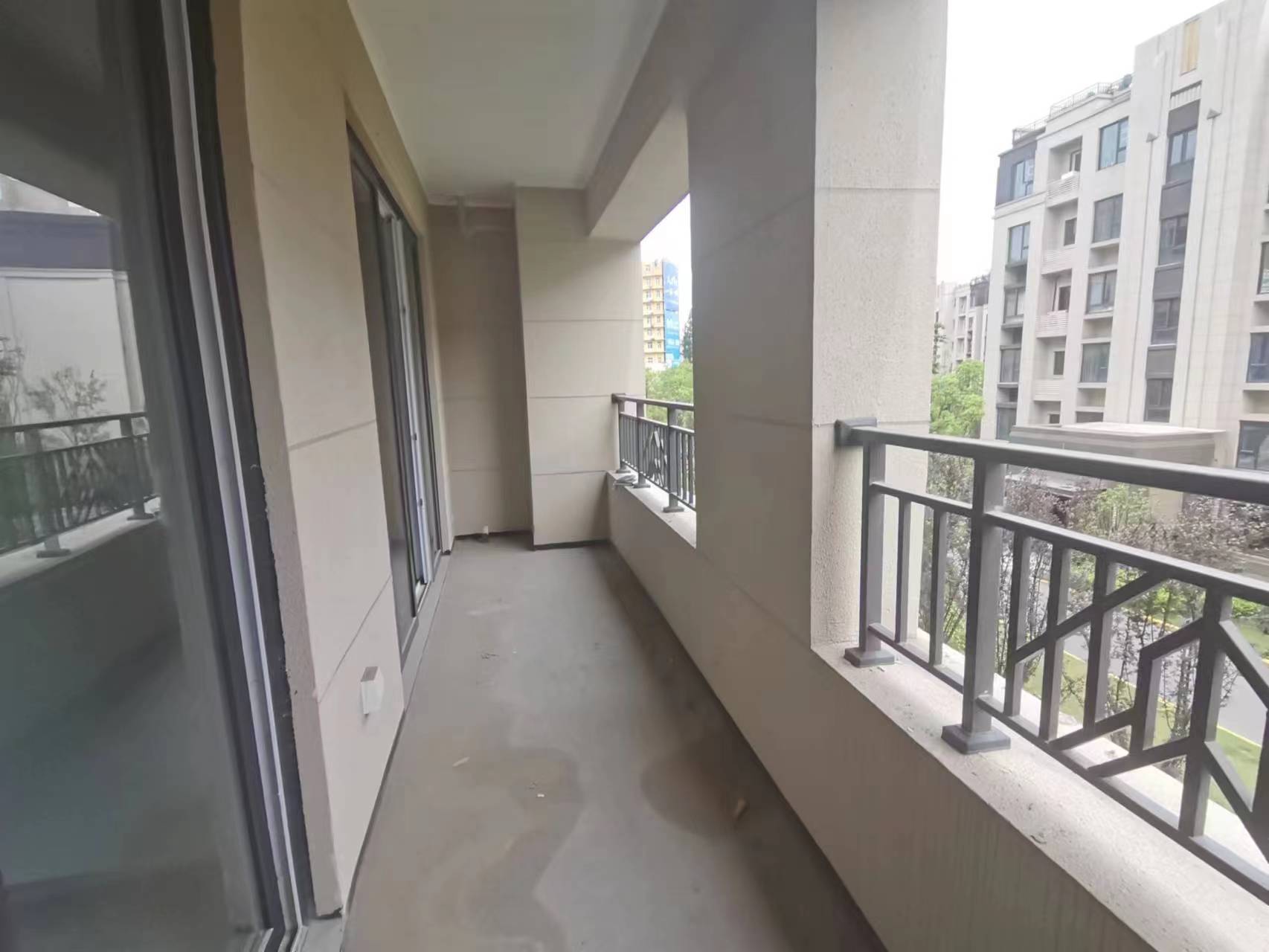 金地繁茂里 4室2厅2卫 116m&sup2;