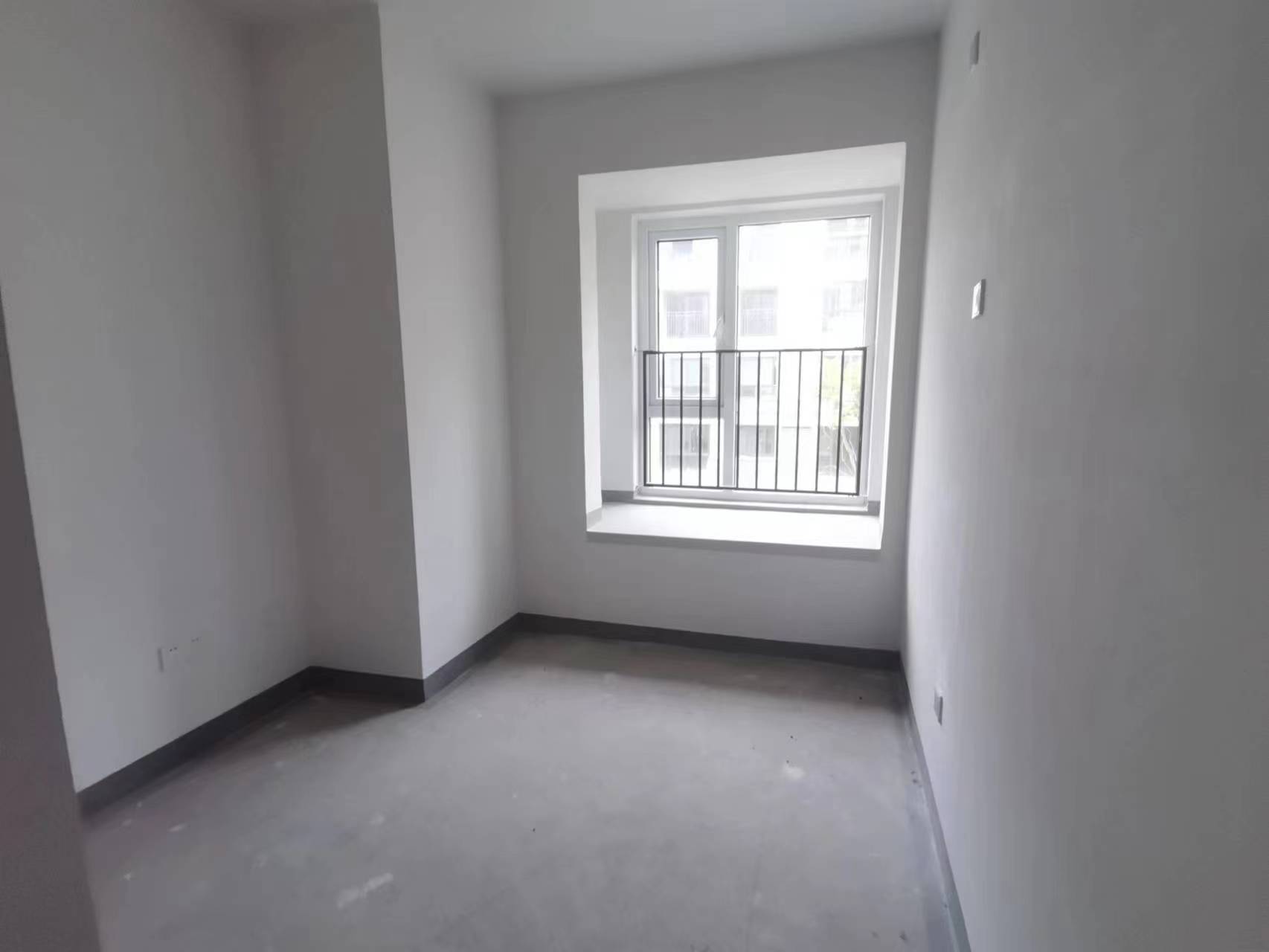 金地繁茂里 4室2厅2卫 116m&sup2;