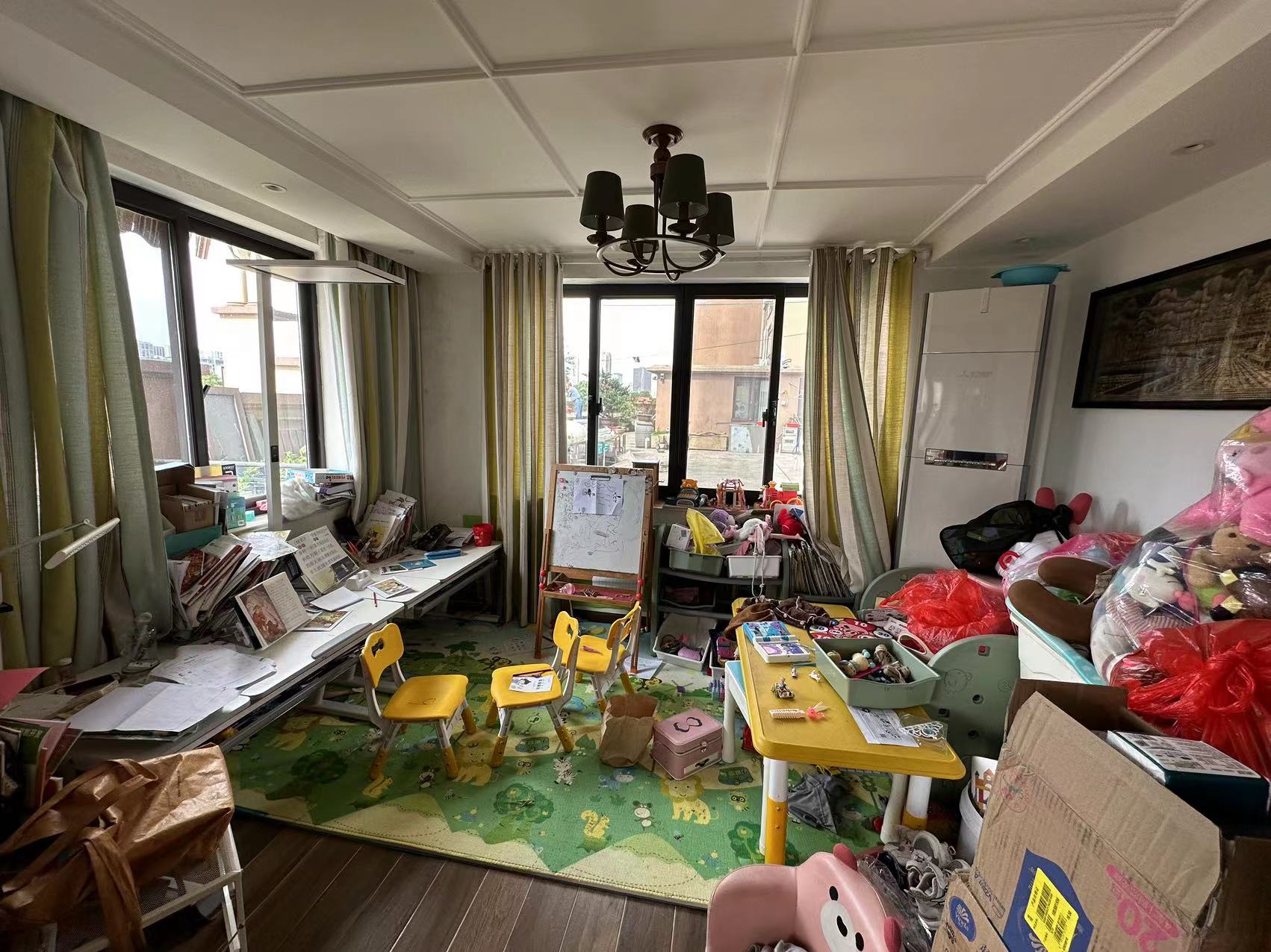 华强城 3室2厅1卫 112m&sup2;