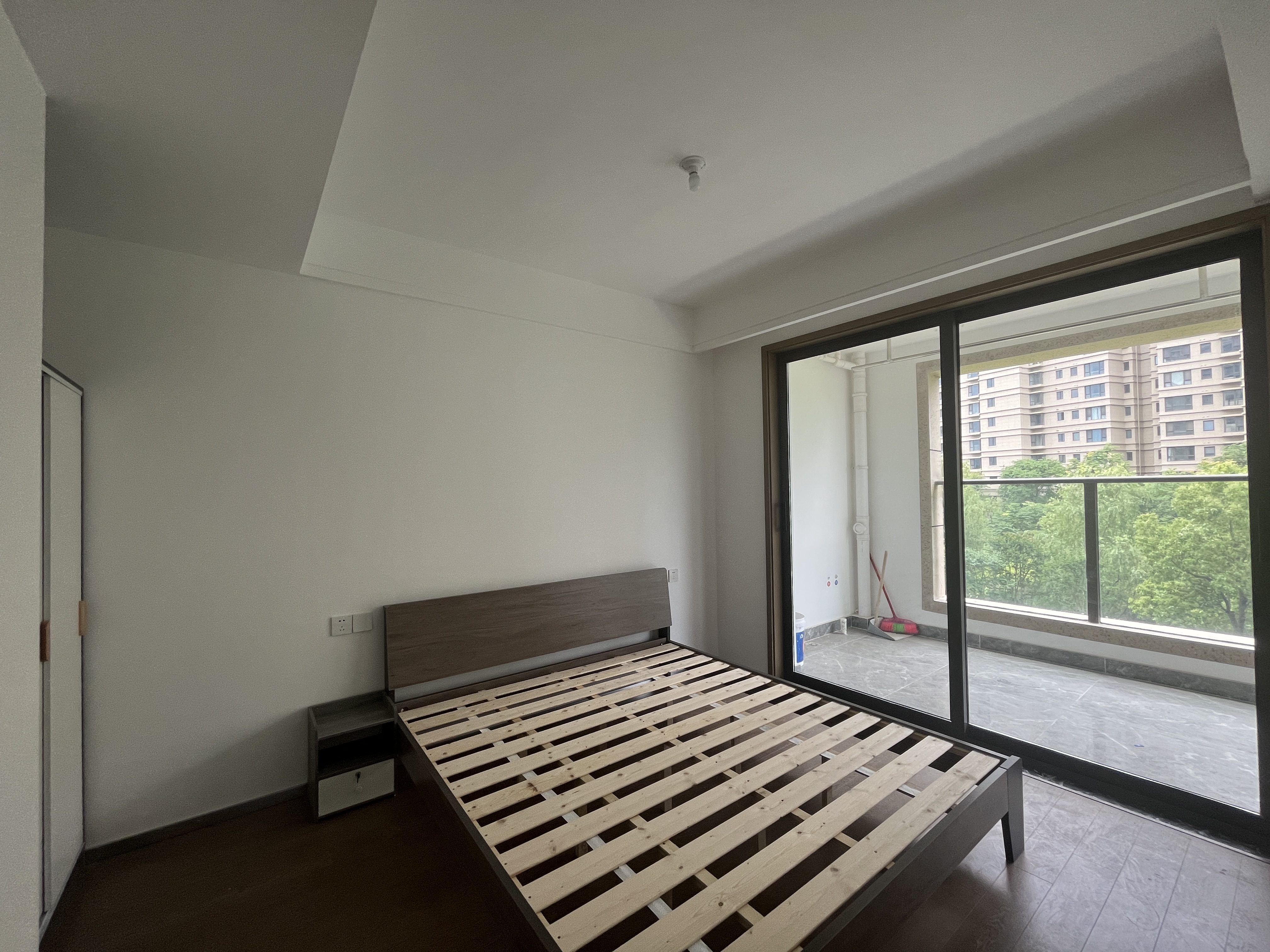湖悦云境 3室2厅2卫 121m&sup2;