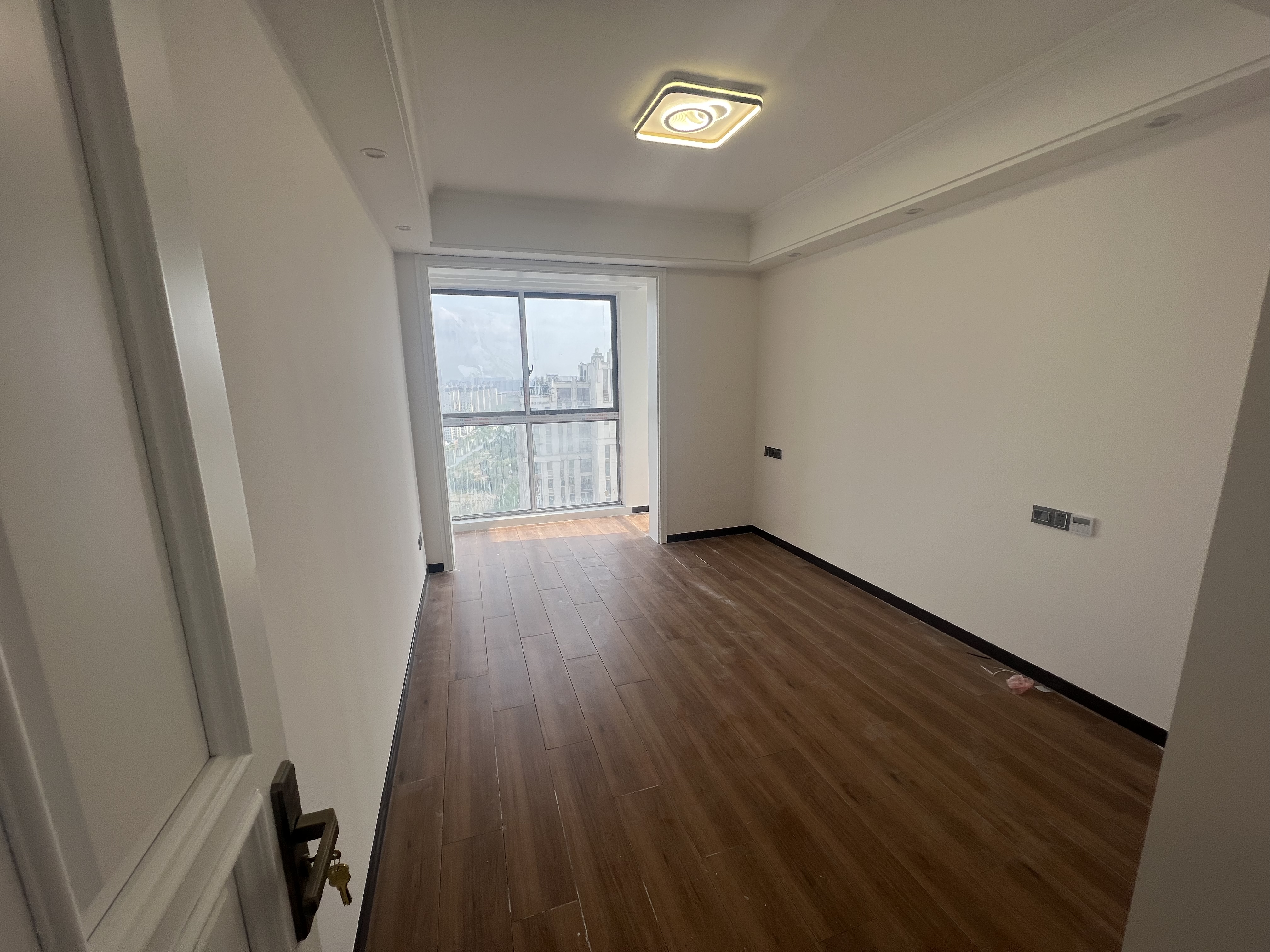 御景湾 4室2厅2卫 137m&sup2;