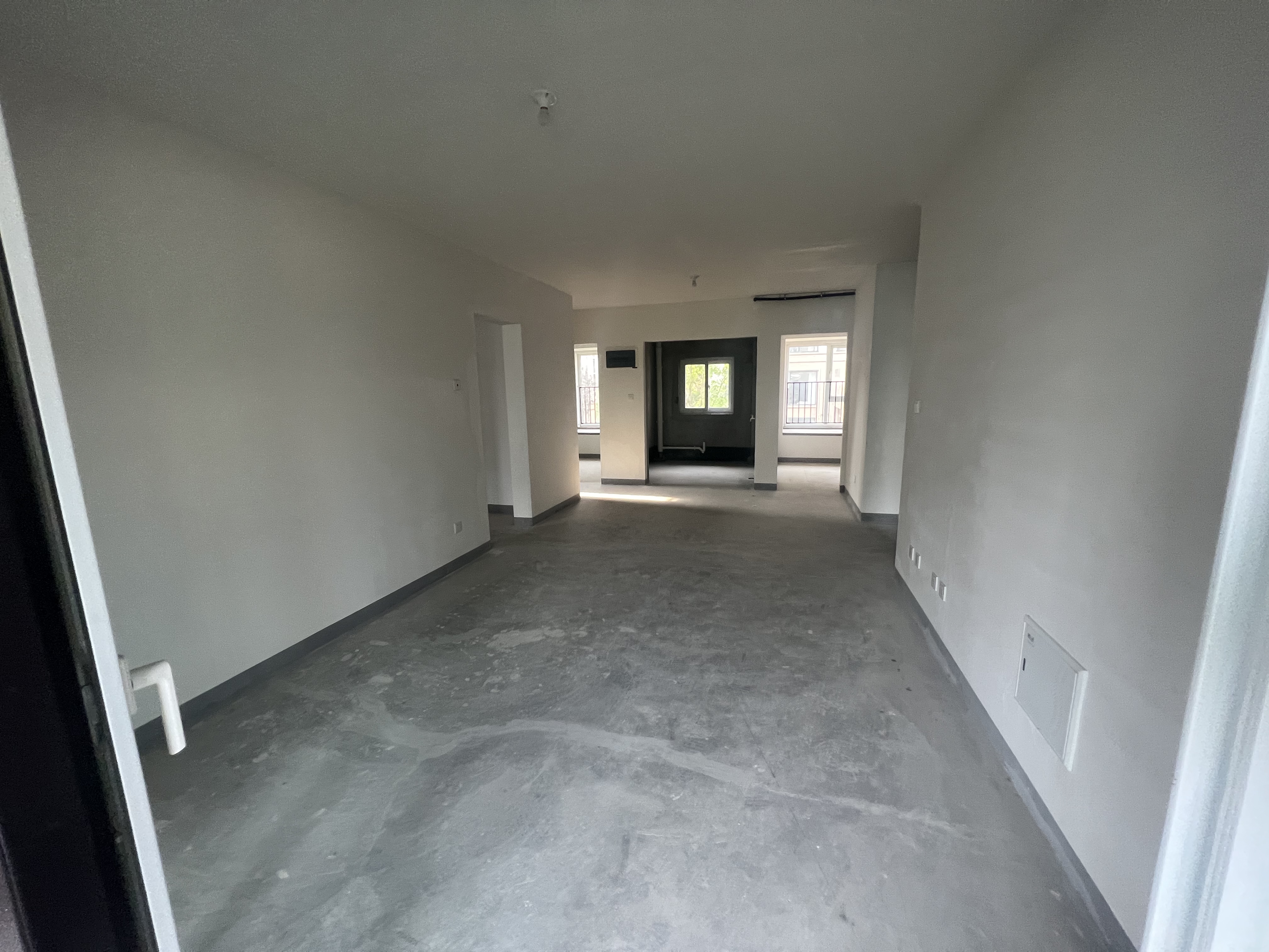 金地繁茂里 4室2厅2卫 118m²
