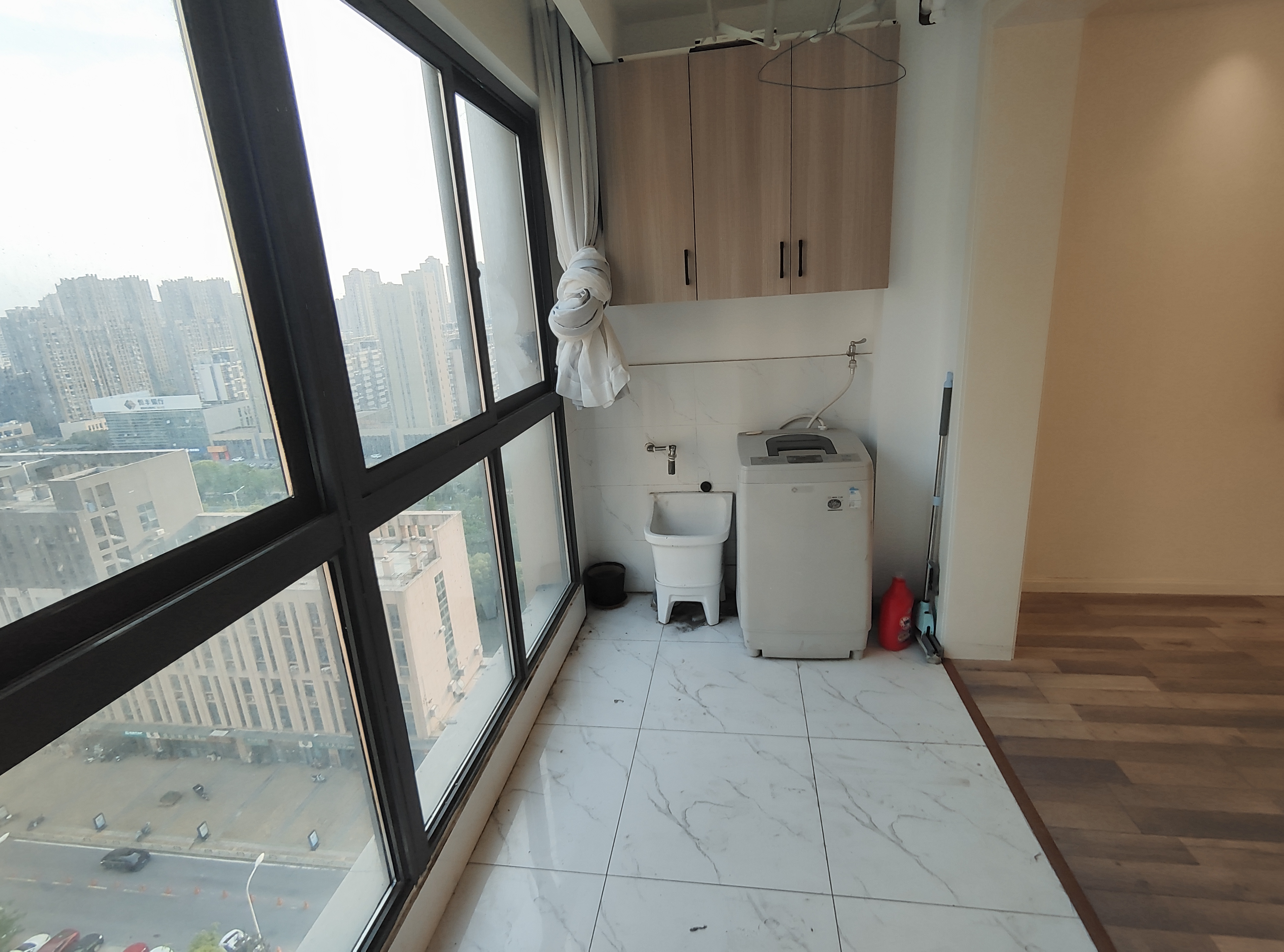 南山国际社区 3室2厅1卫 97m&sup2;