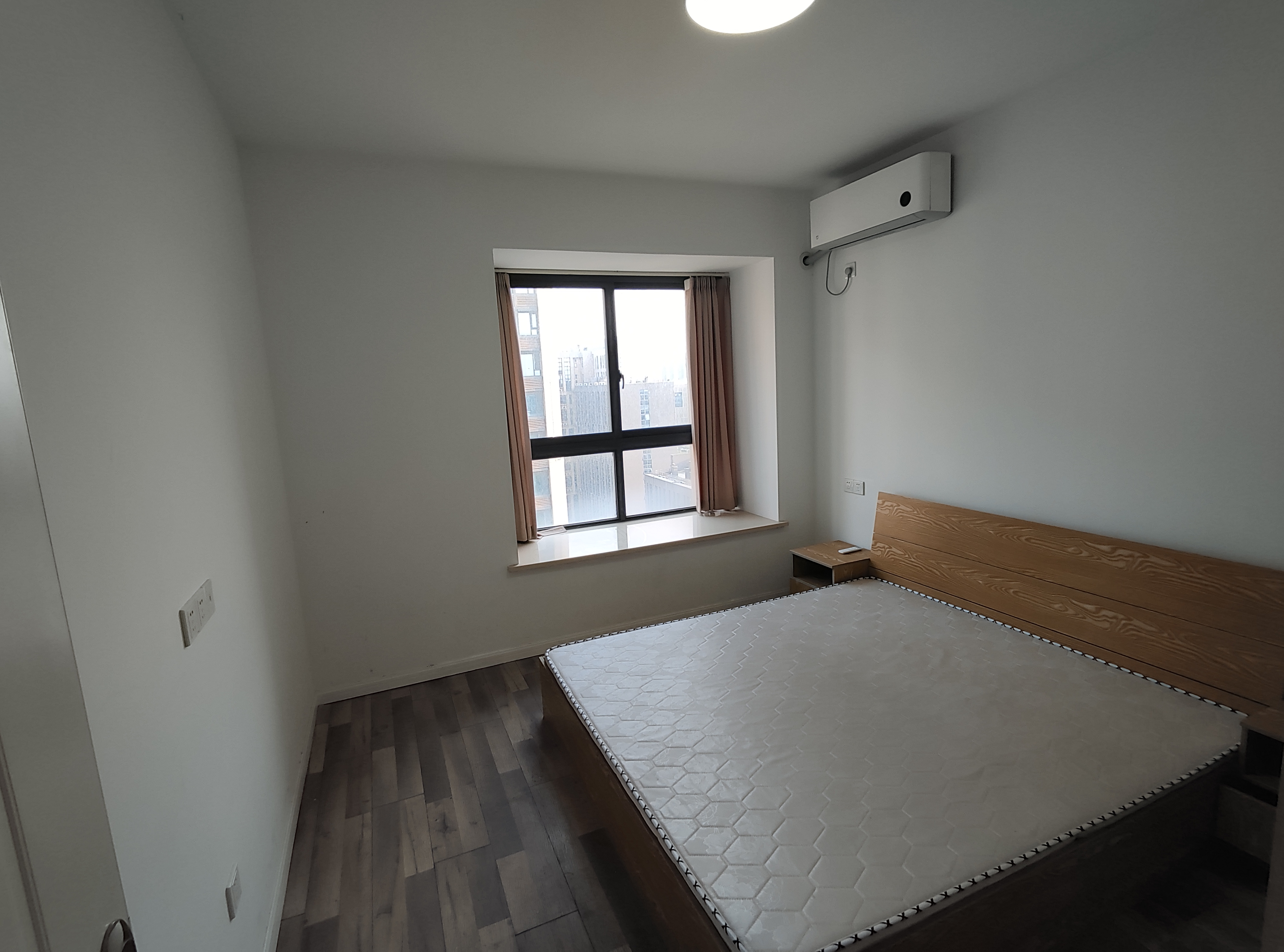 南山国际社区 3室2厅1卫 97m&sup2;