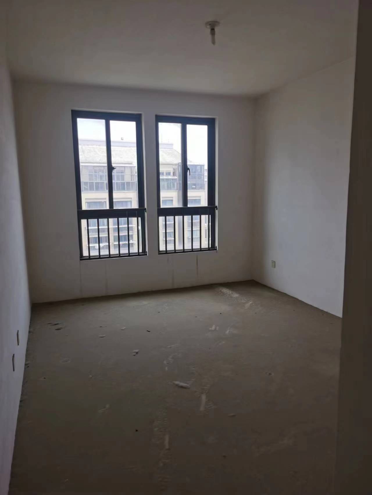 友谊嘉御龙庭 4室2厅2卫 178m&sup2;