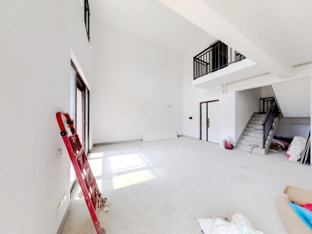 中海铂樾府 5室2厅2卫 208.71m&sup2;