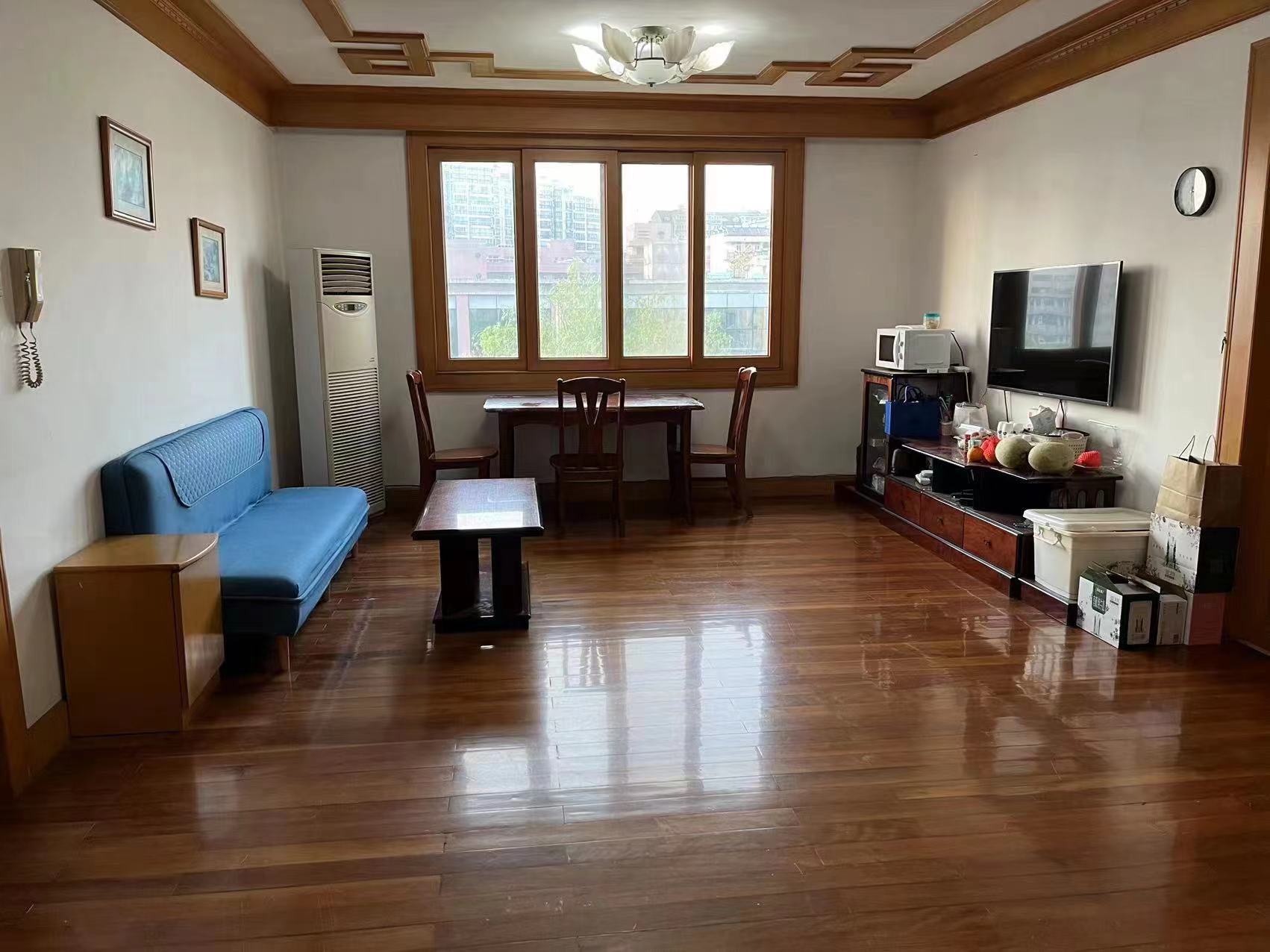 银花苑 3室2厅1卫 125m&sup2;