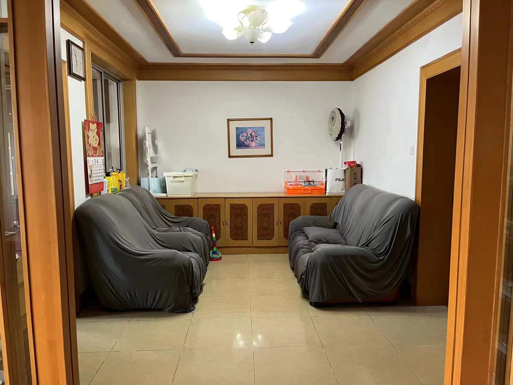 银花苑 3室2厅1卫 125m&sup2;