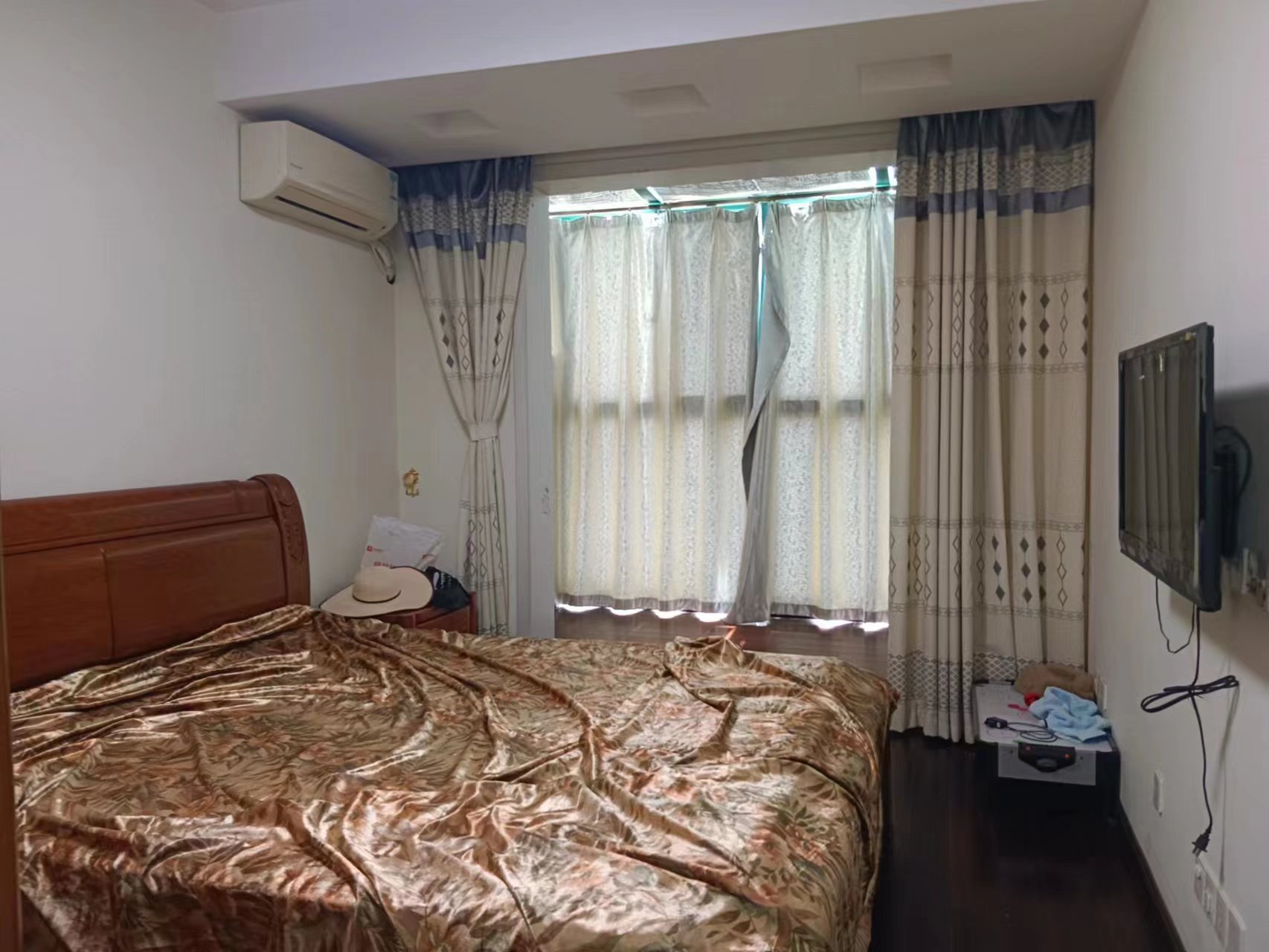 水榭花都 4室2厅2卫 142.84m&sup2;