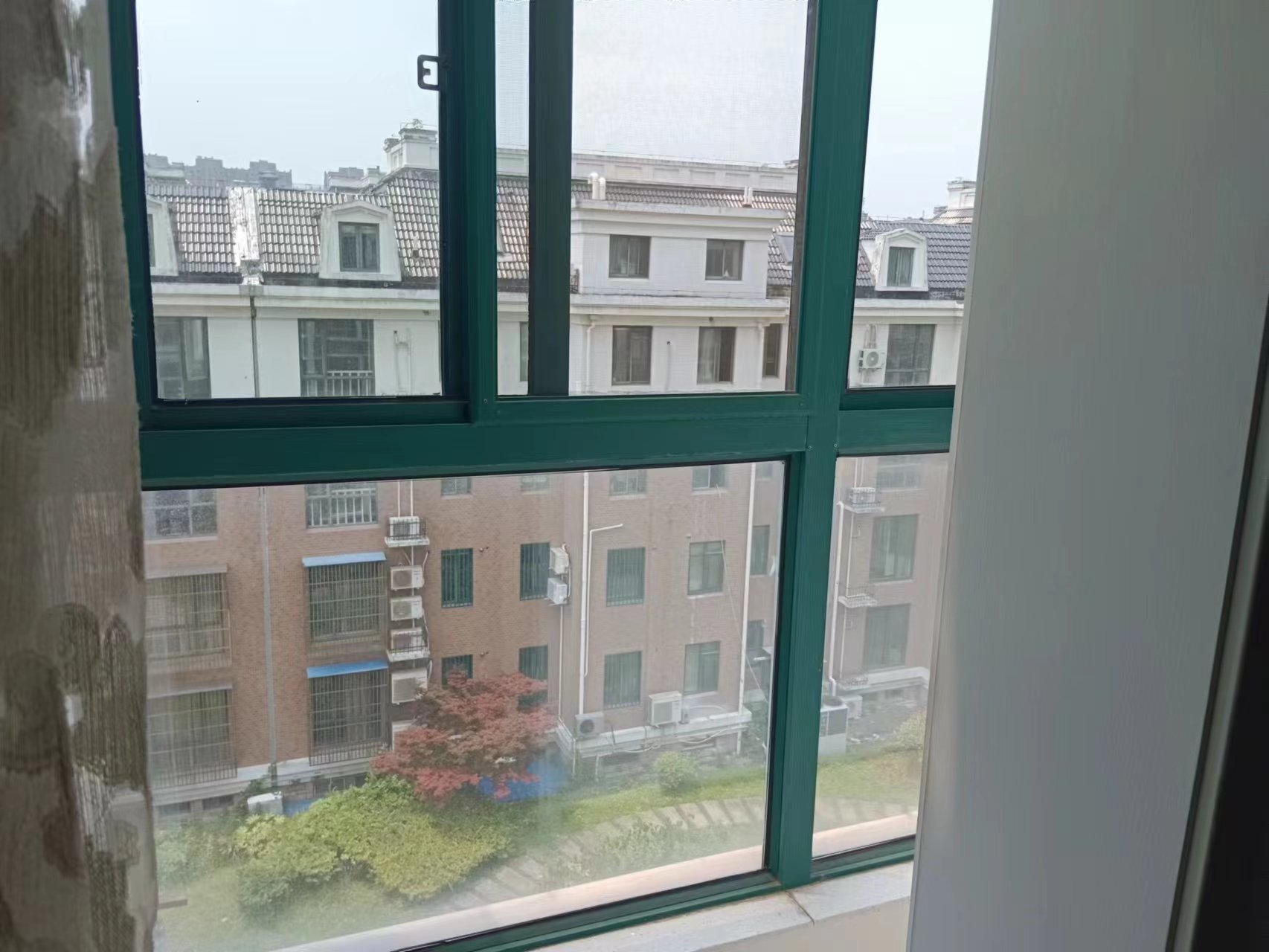 水榭花都 4室2厅2卫 142.84m&sup2;
