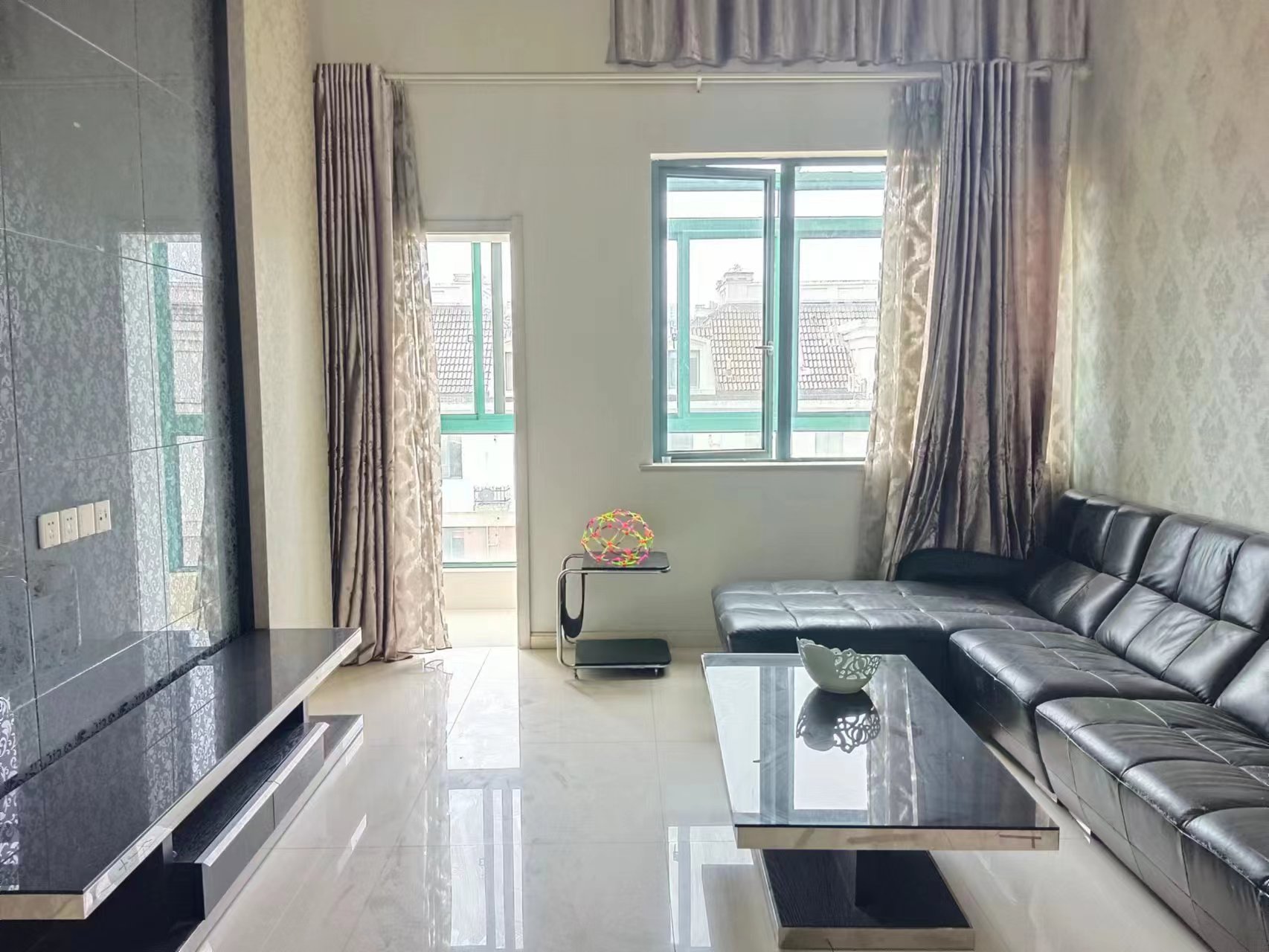 水榭花都 4室2厅2卫 142.84m&sup2;