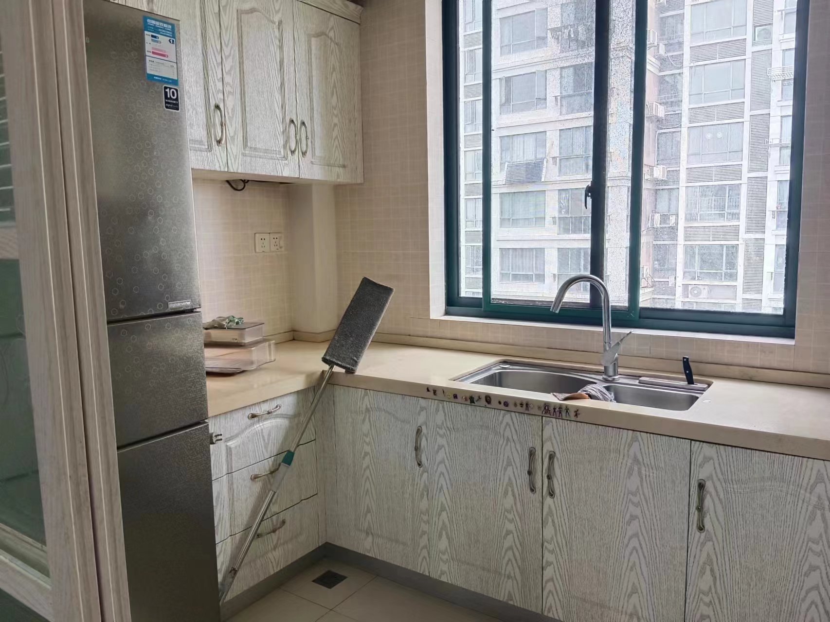 水榭花都 4室2厅2卫 142.84m&sup2;