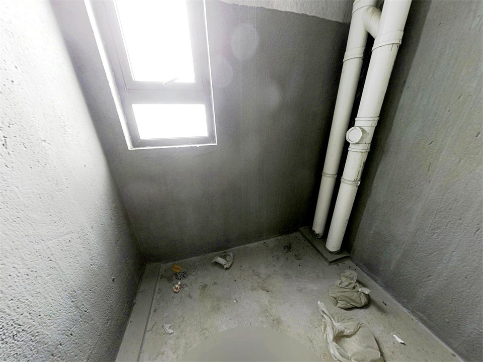 华强城 3室2厅2卫 118m&sup2;