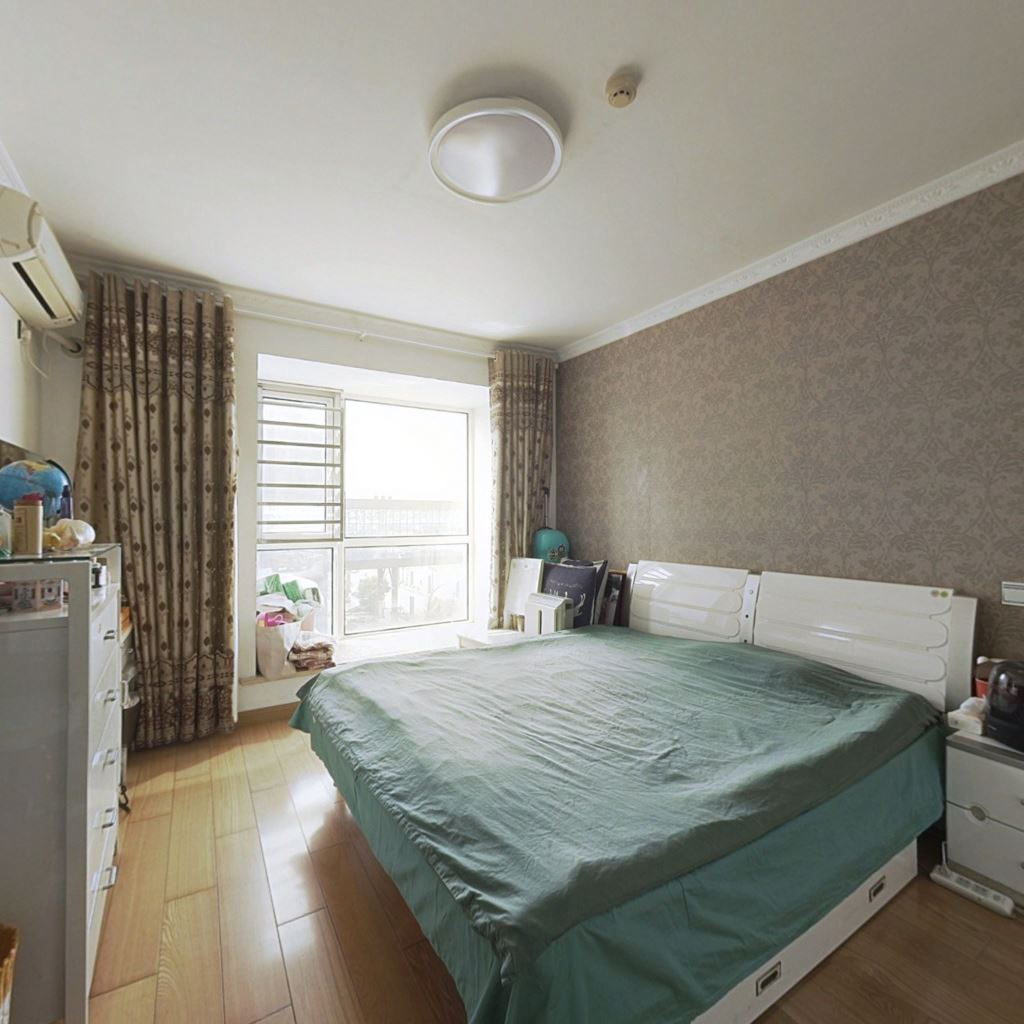 中南世纪城 2室2厅1卫 86m&sup2;