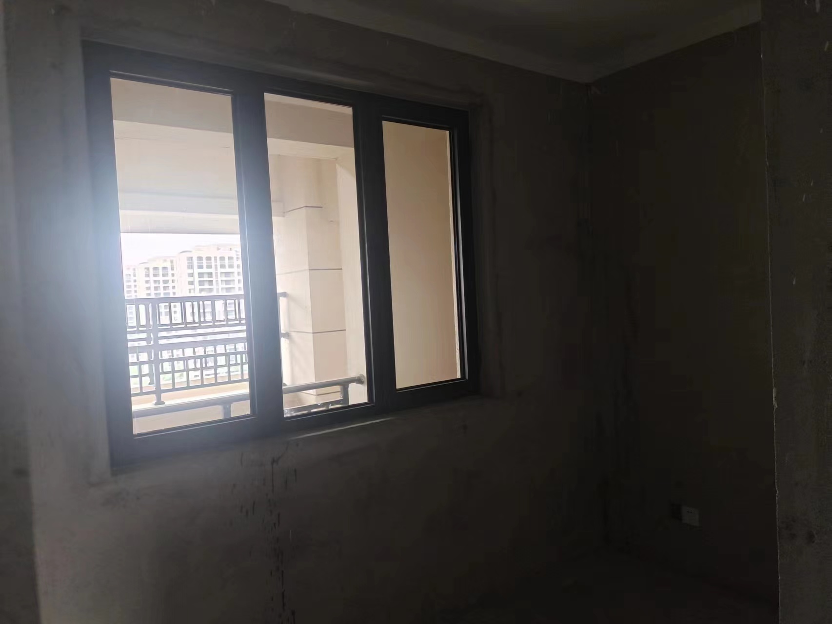 观澜台 3室2厅2卫 102.00m&sup2;