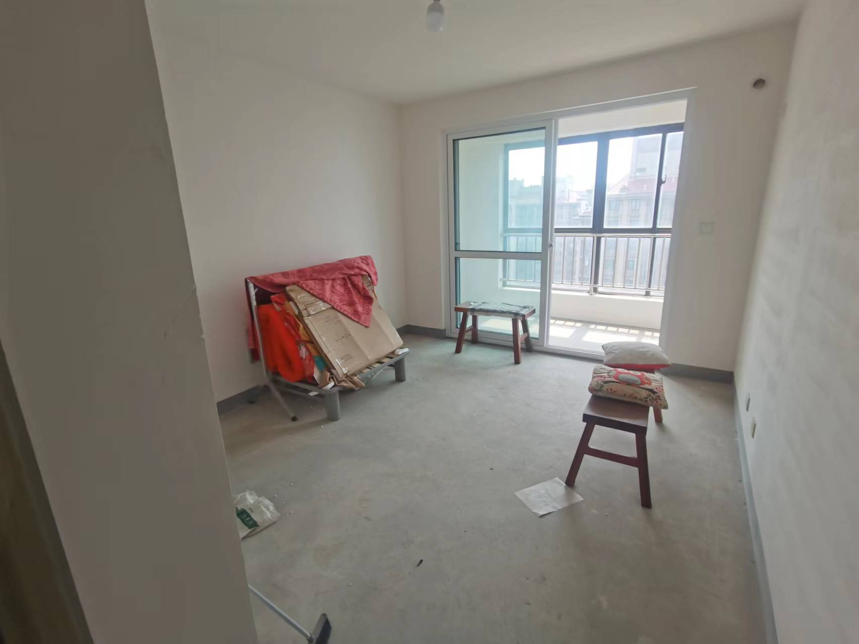 临江家园 4室2厅1卫 126.88m&sup2;