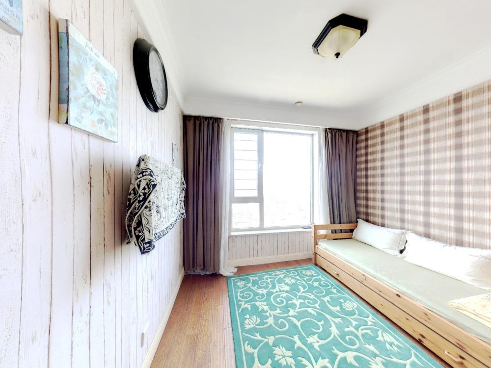江海名苑南区 3室2厅2卫 157.00m&sup2;