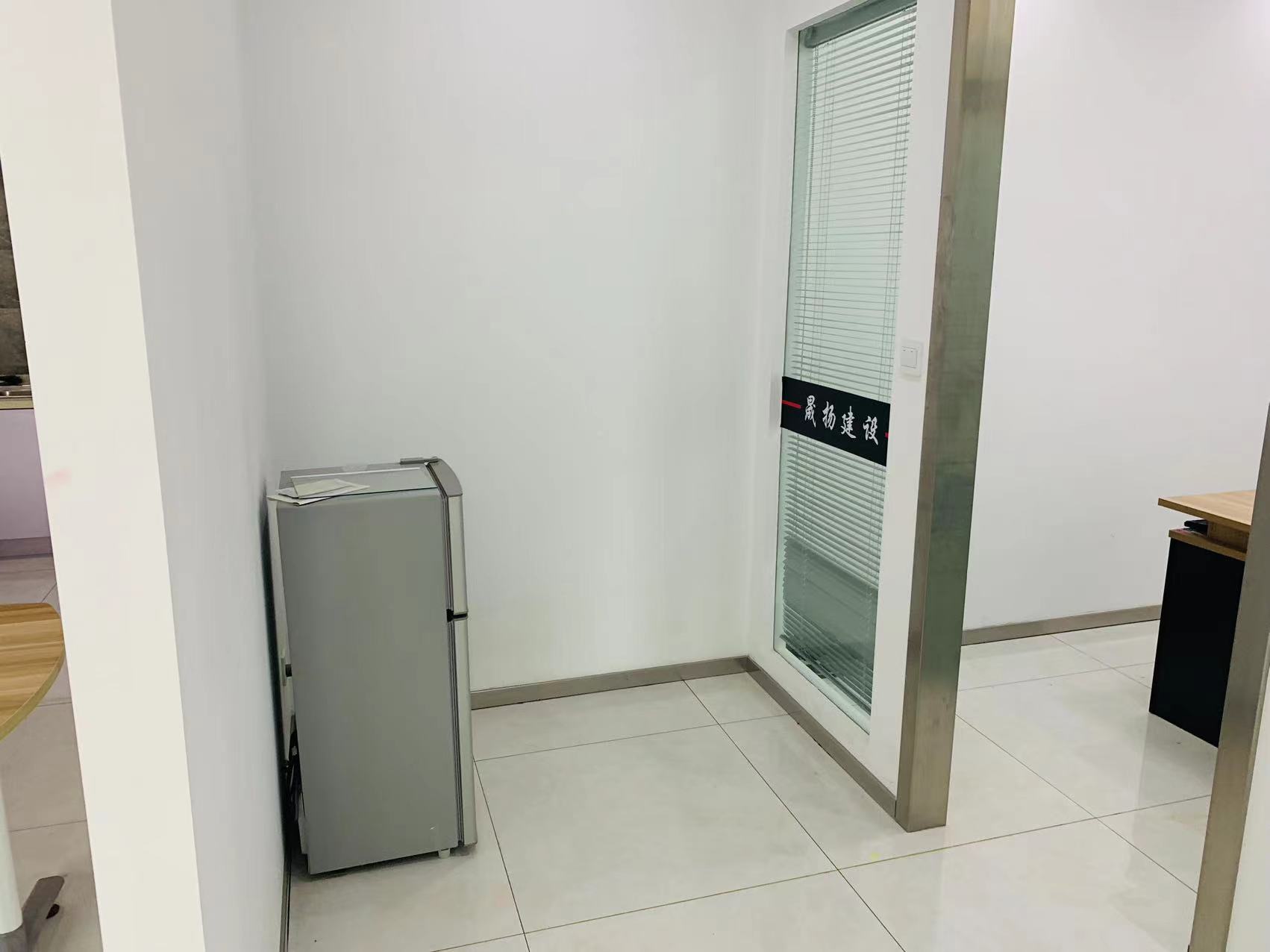 汇金国际 1室1厅1卫 50m²