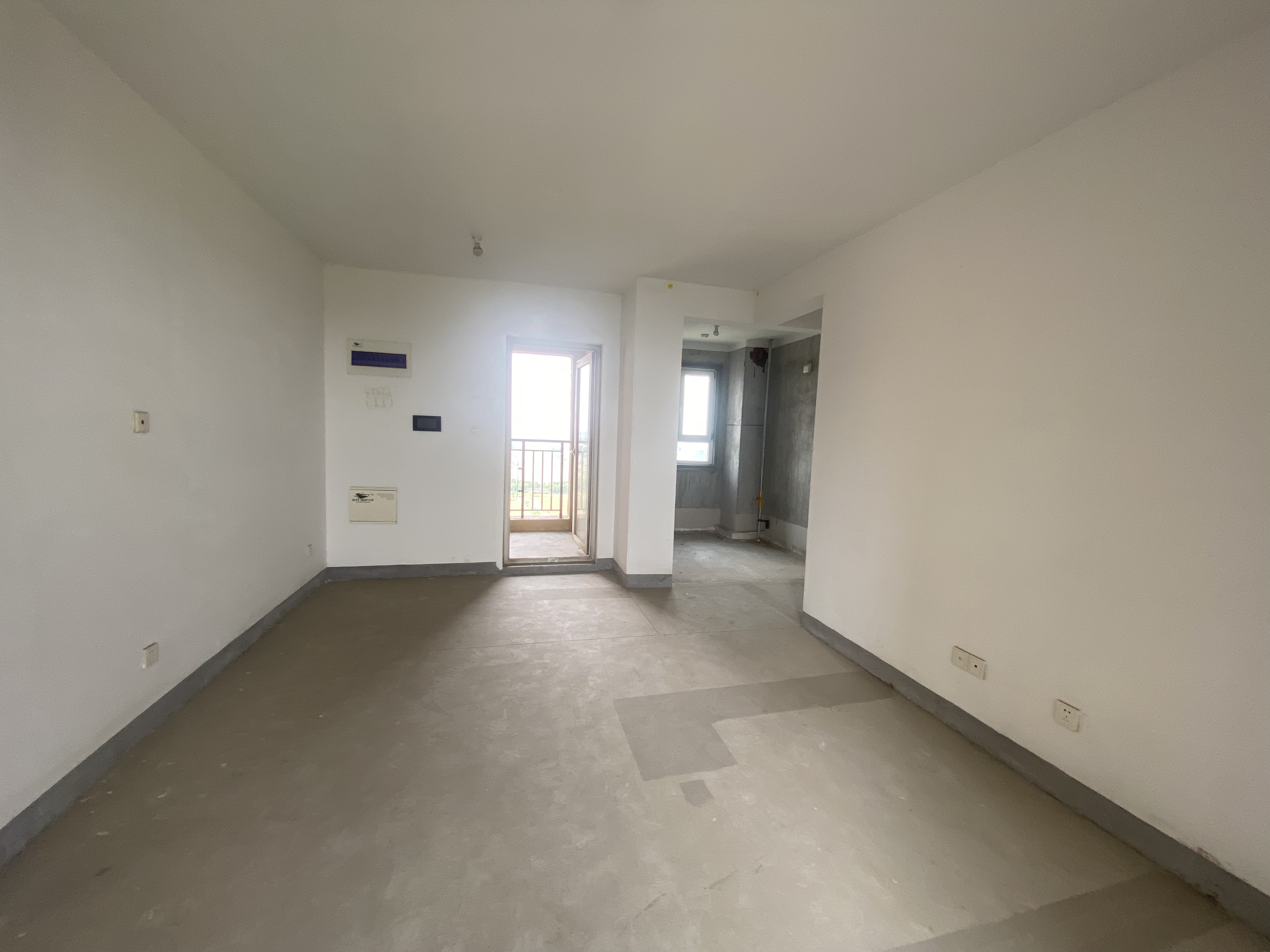 金科廊桥水岸 3室2厅2卫 112m&sup2;