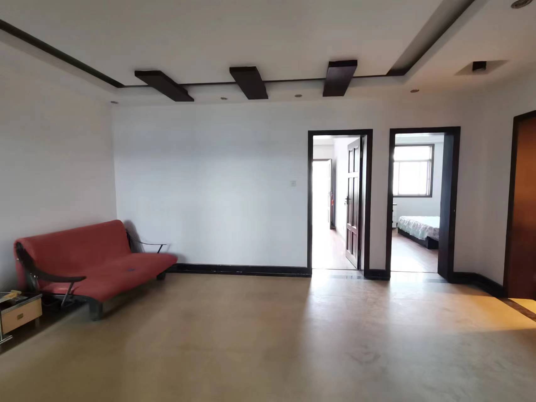 八角亭小区 3室2厅1卫 110m²