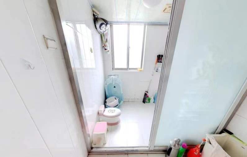 富丽花园 3室2厅2卫 136.99m&sup2;