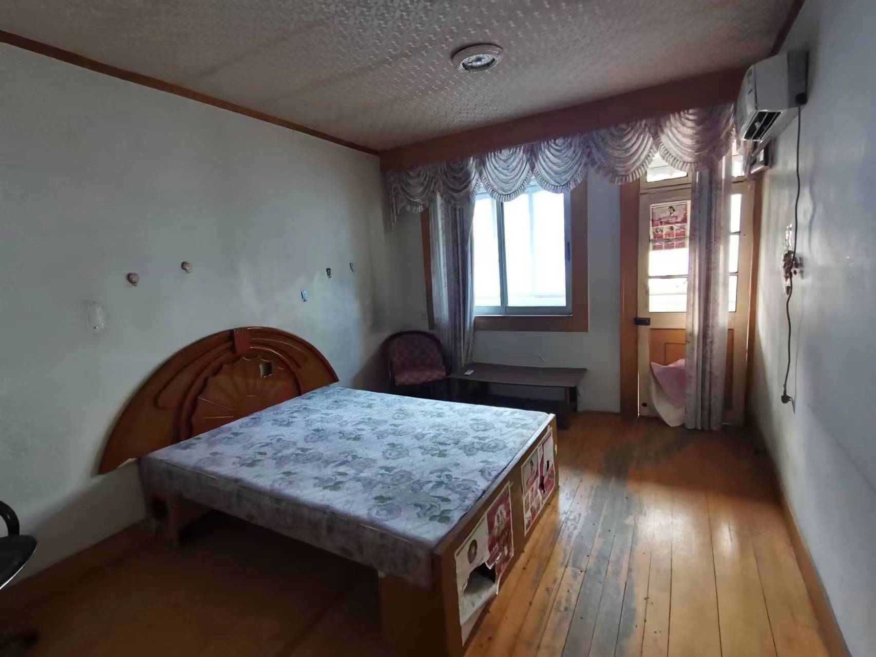 师范桥新村 3室2厅1卫 94m&sup2;