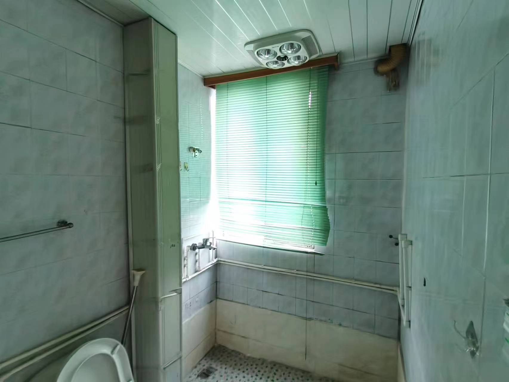 师范桥新村 3室2厅1卫 94m&sup2;