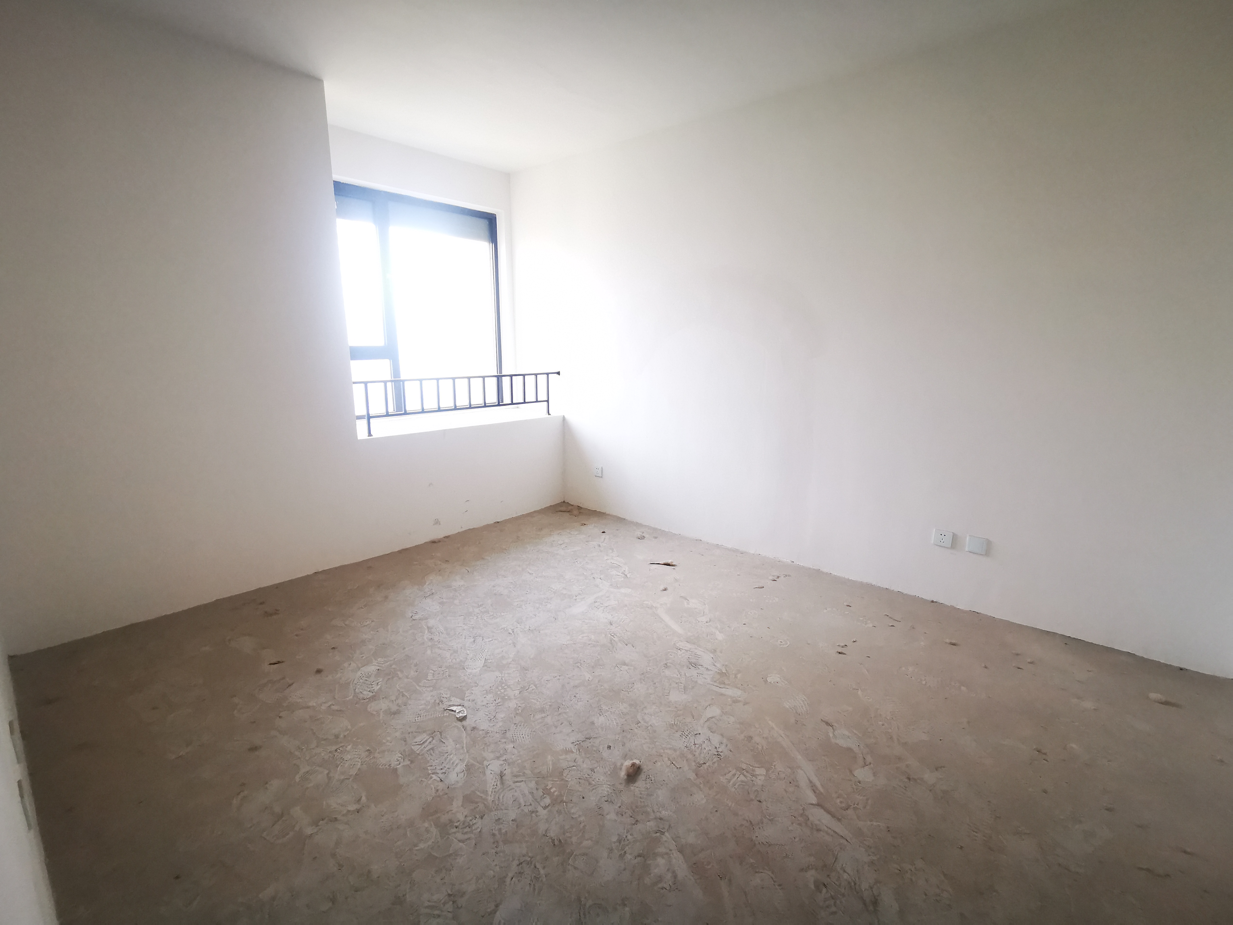 湖畔天下 4室2厅2卫 155m&sup2;