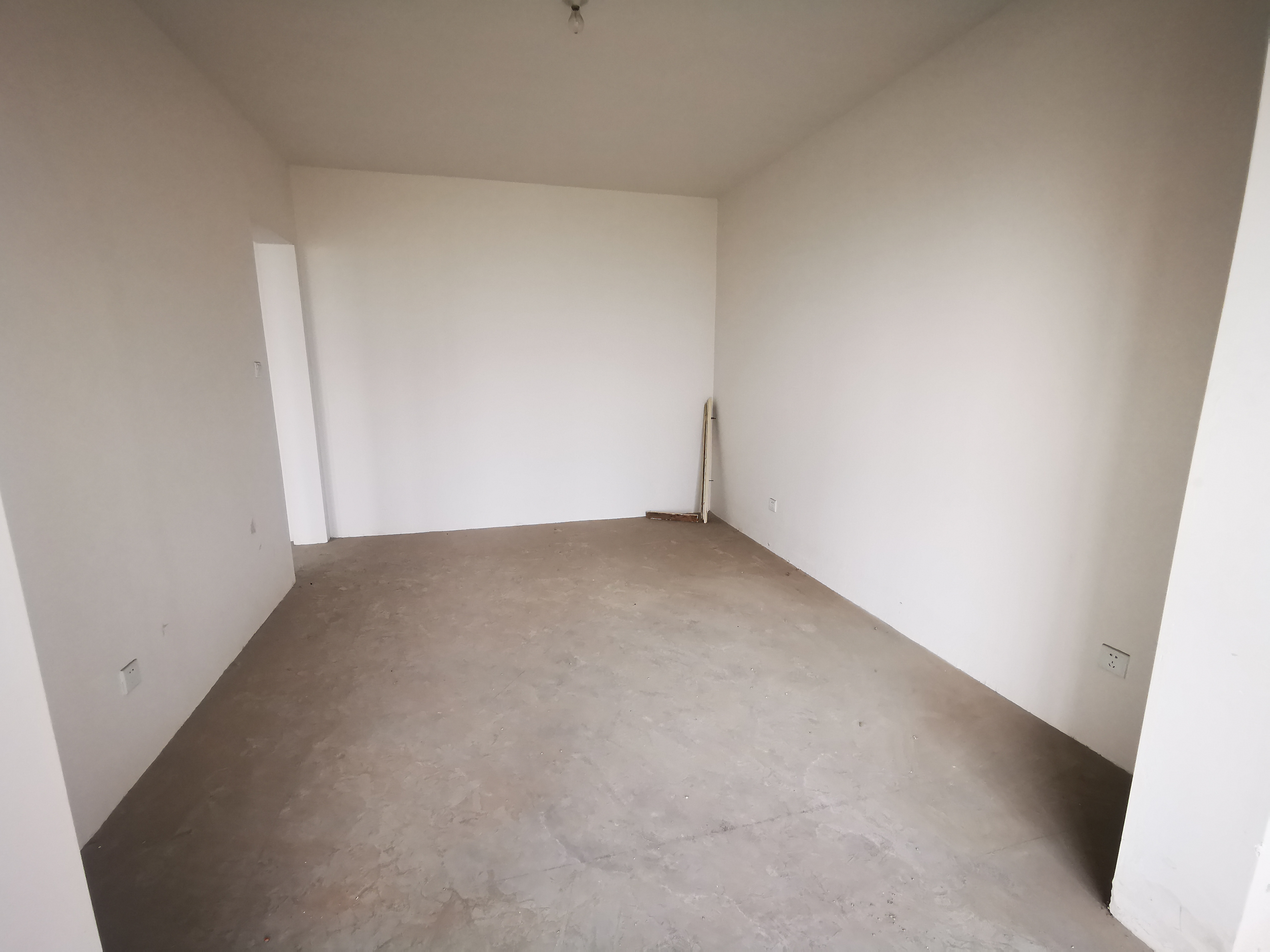 湖畔天下 4室2厅2卫 155m&sup2;