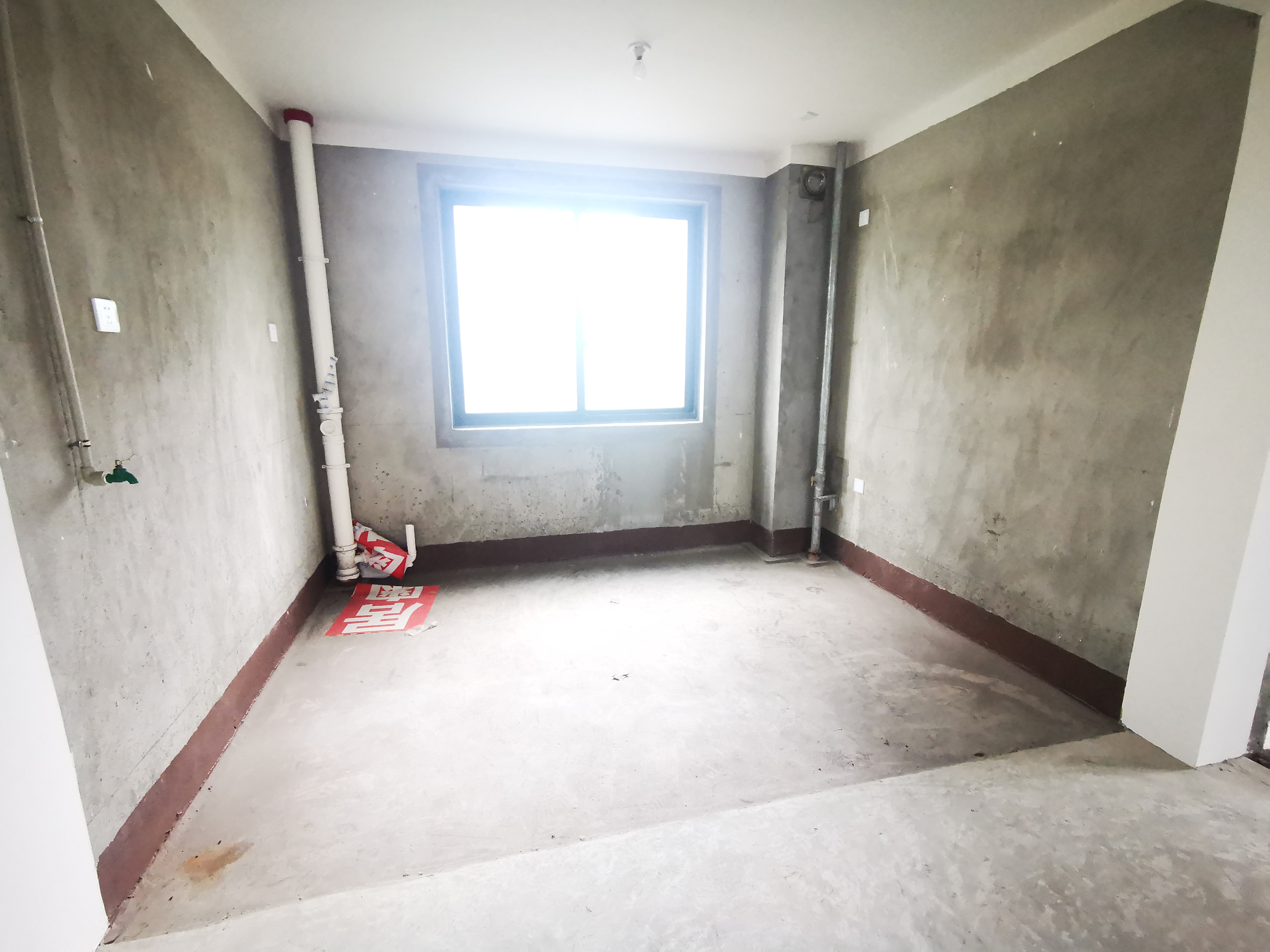 湖畔天下 5室2厅2卫 173m&sup2;