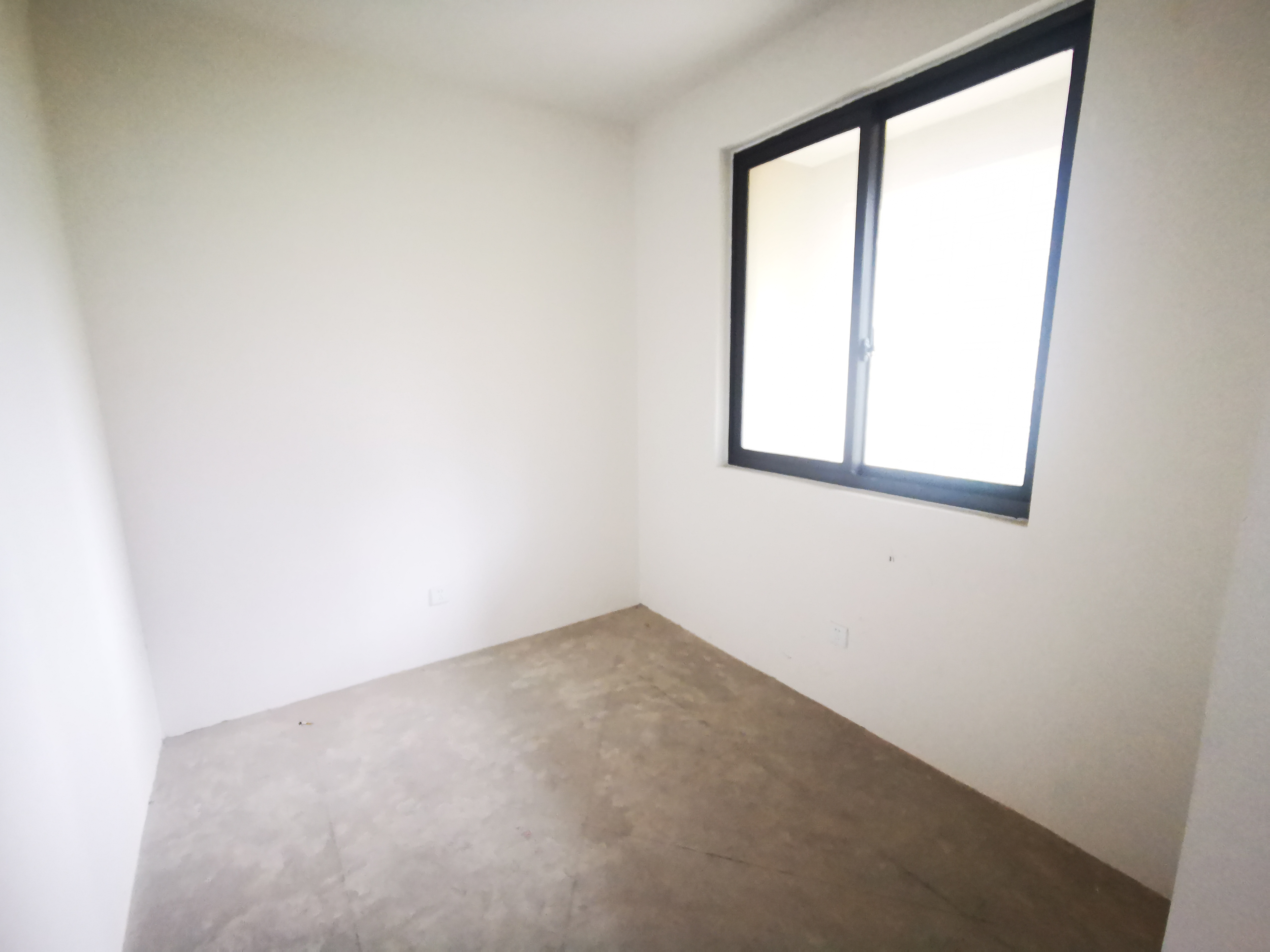 湖畔天下 5室2厅2卫 173m&sup2;