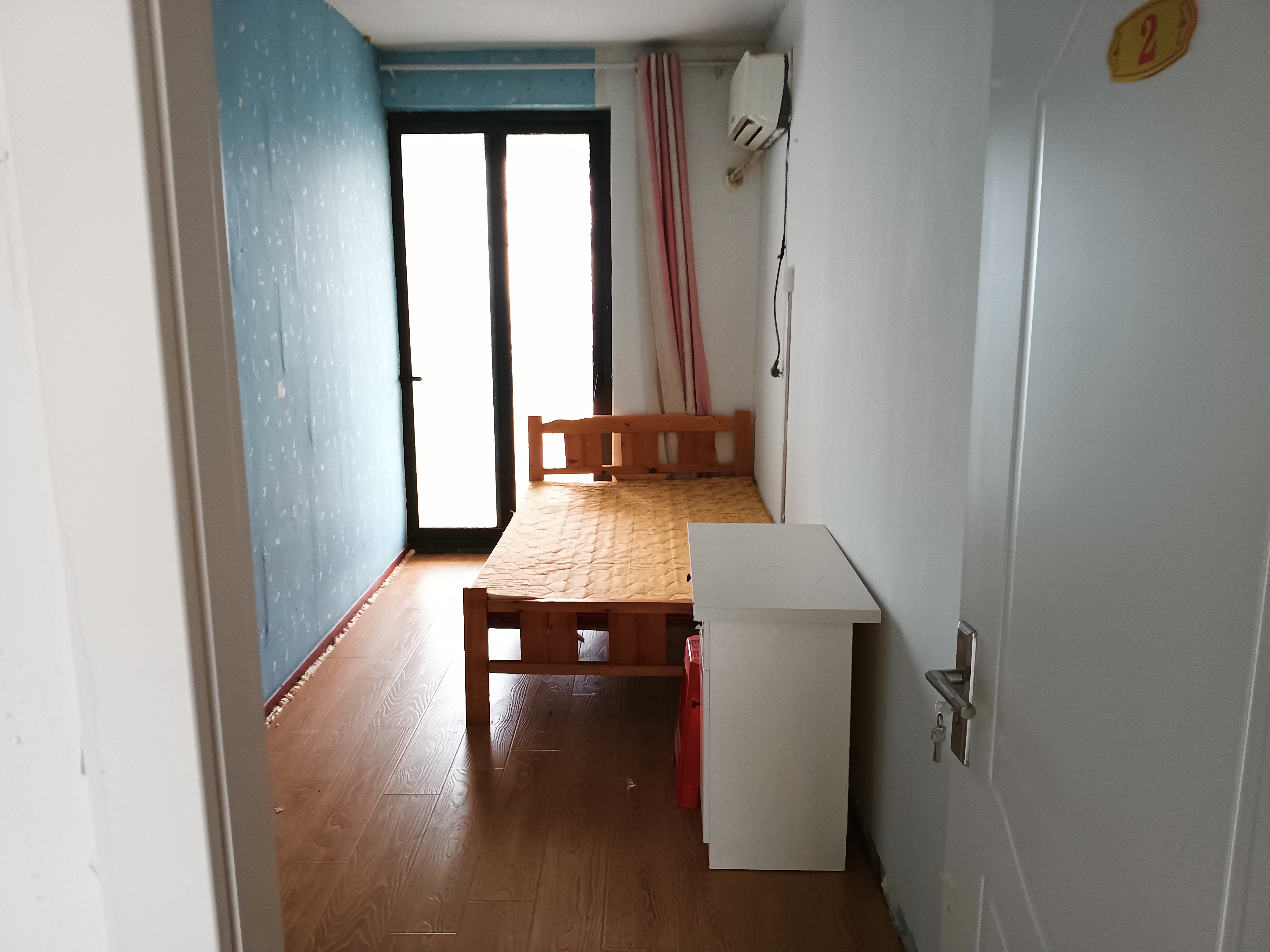 高迪晶城 3室2厅1卫 160.4m&sup2;
