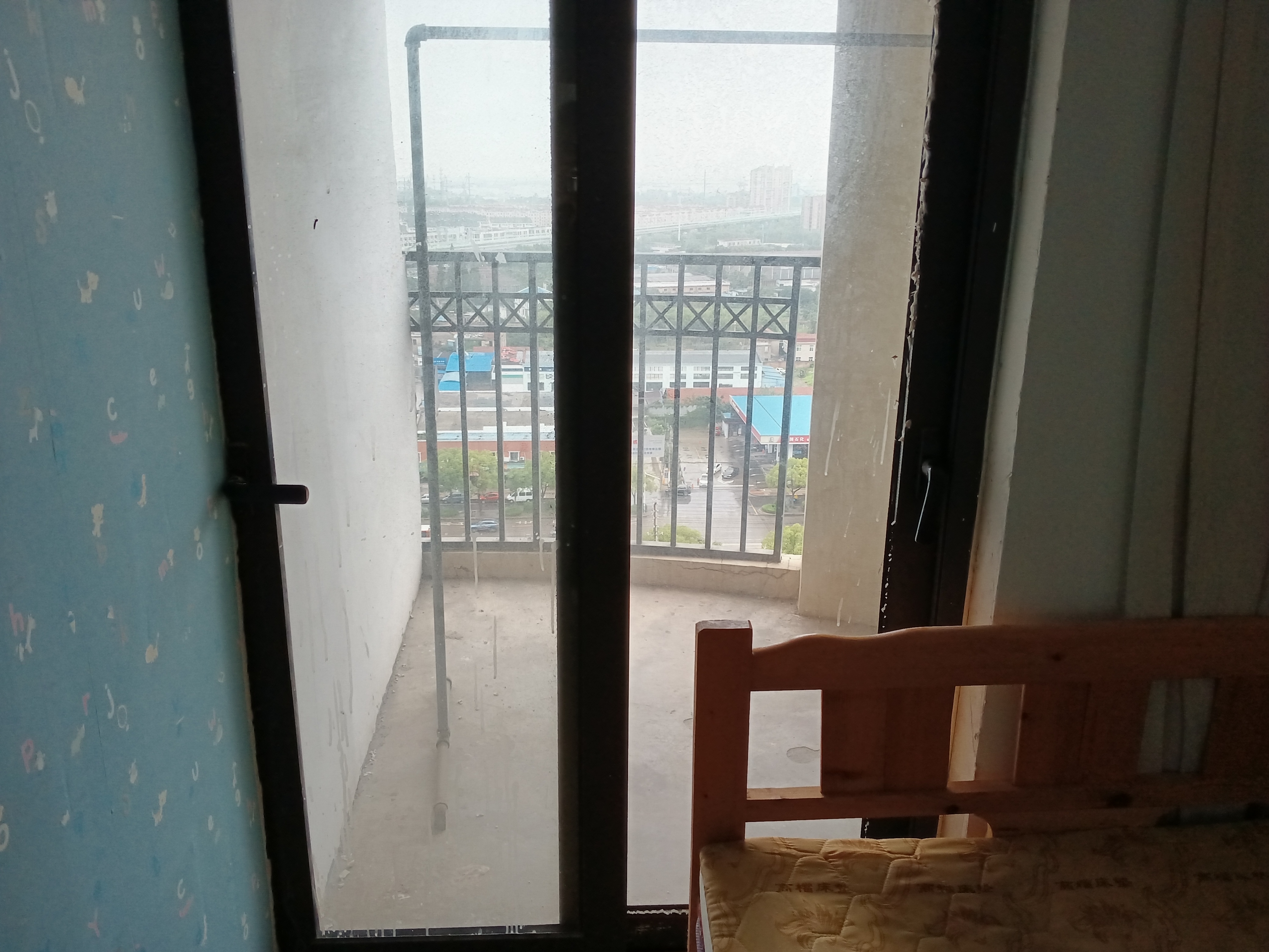 高迪晶城 3室2厅1卫 160.4m&sup2;