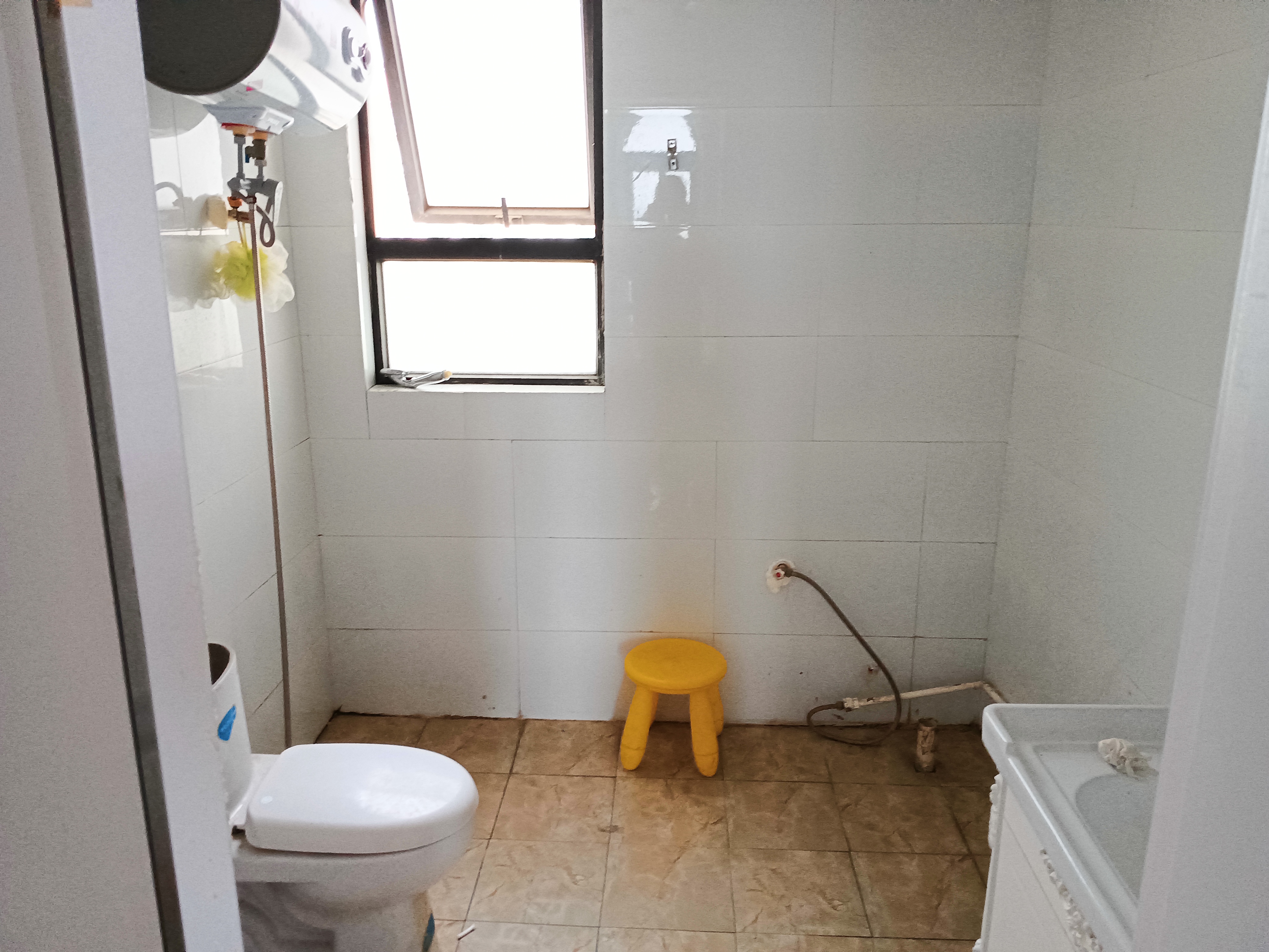 高迪晶城 3室2厅1卫 160.4m&sup2;