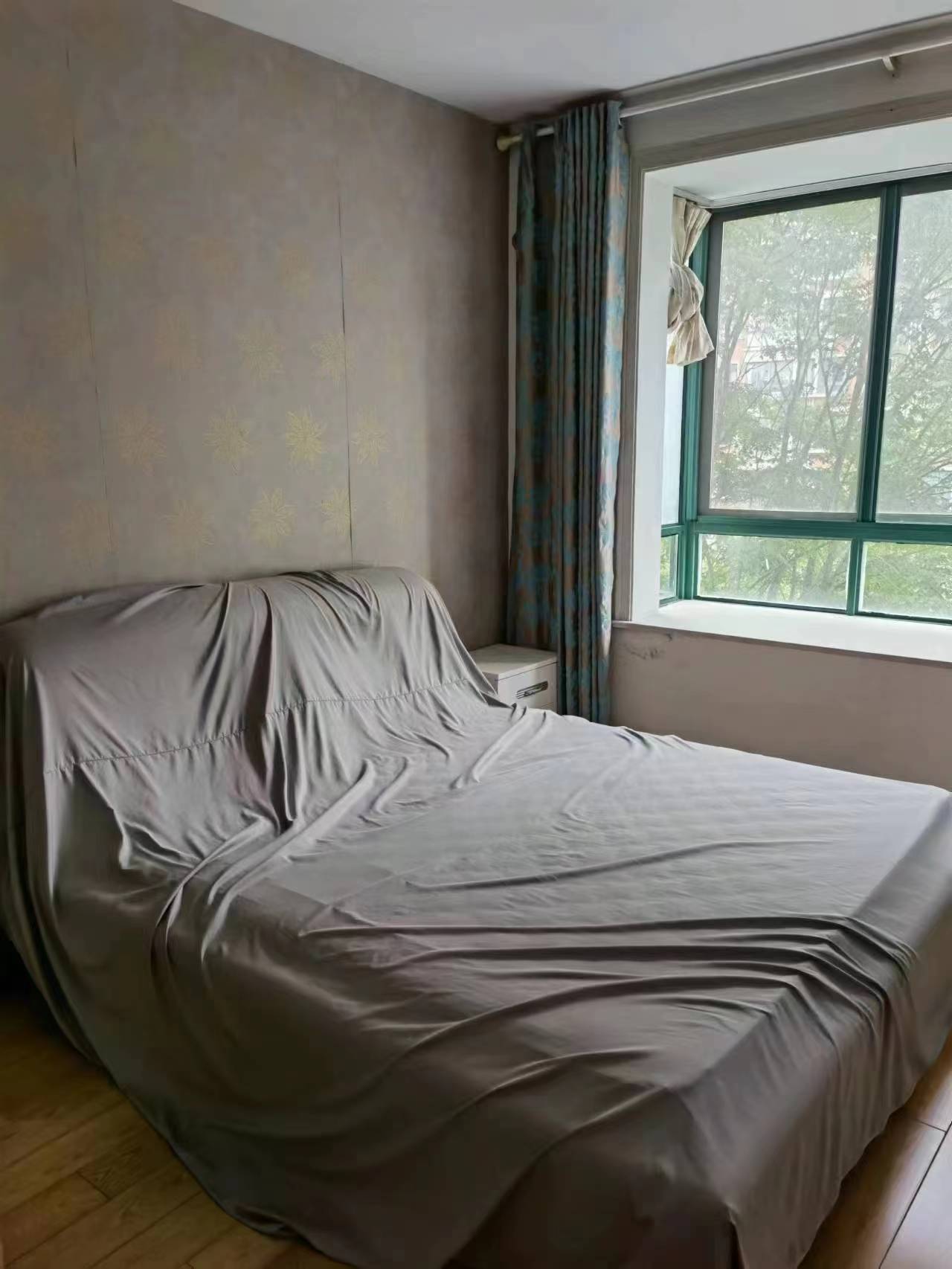 江海皇都私家花园 4室2厅2卫 146m&sup2;