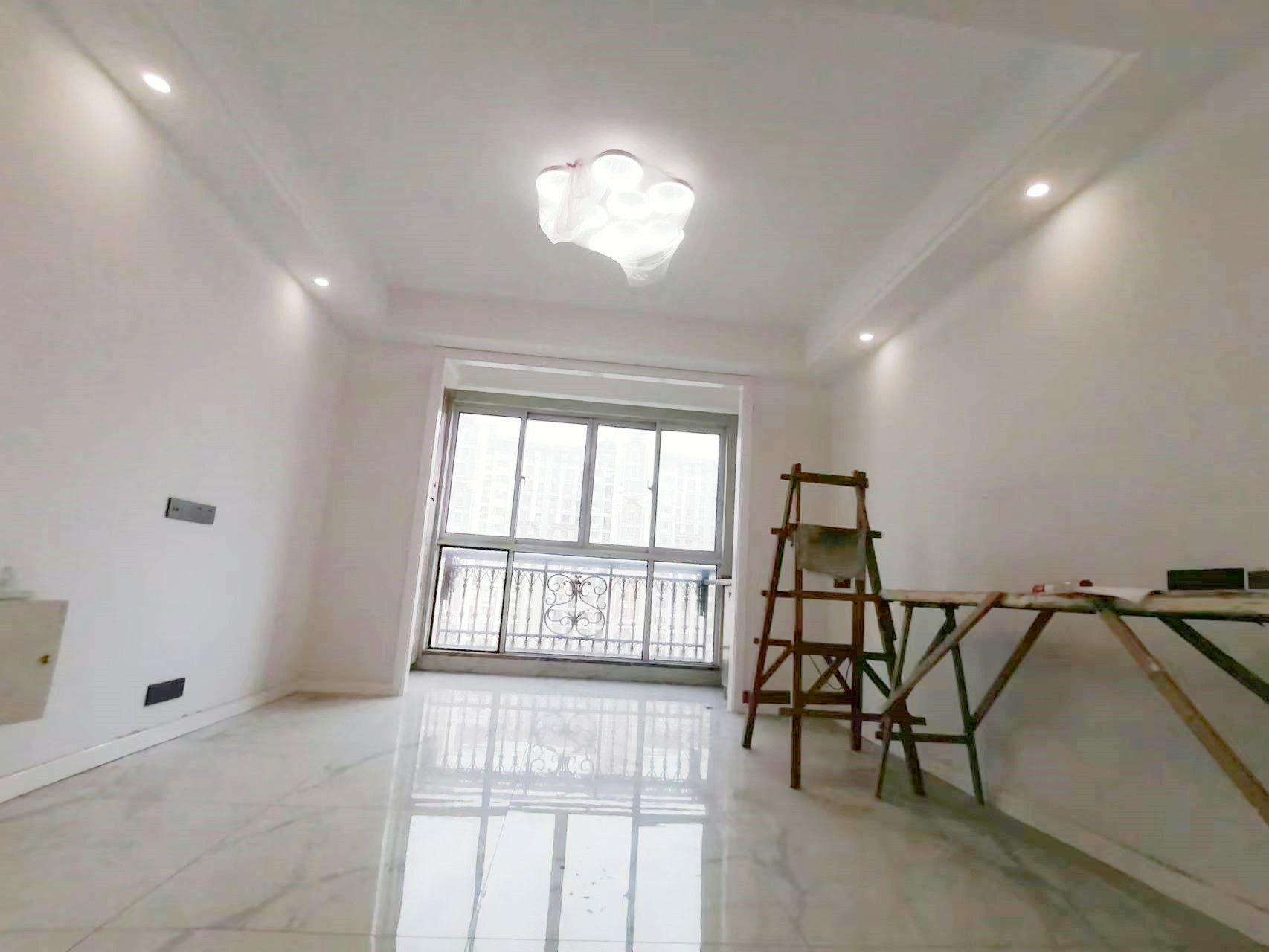 中南世纪花城二期 2室1厅1卫 87.5m²