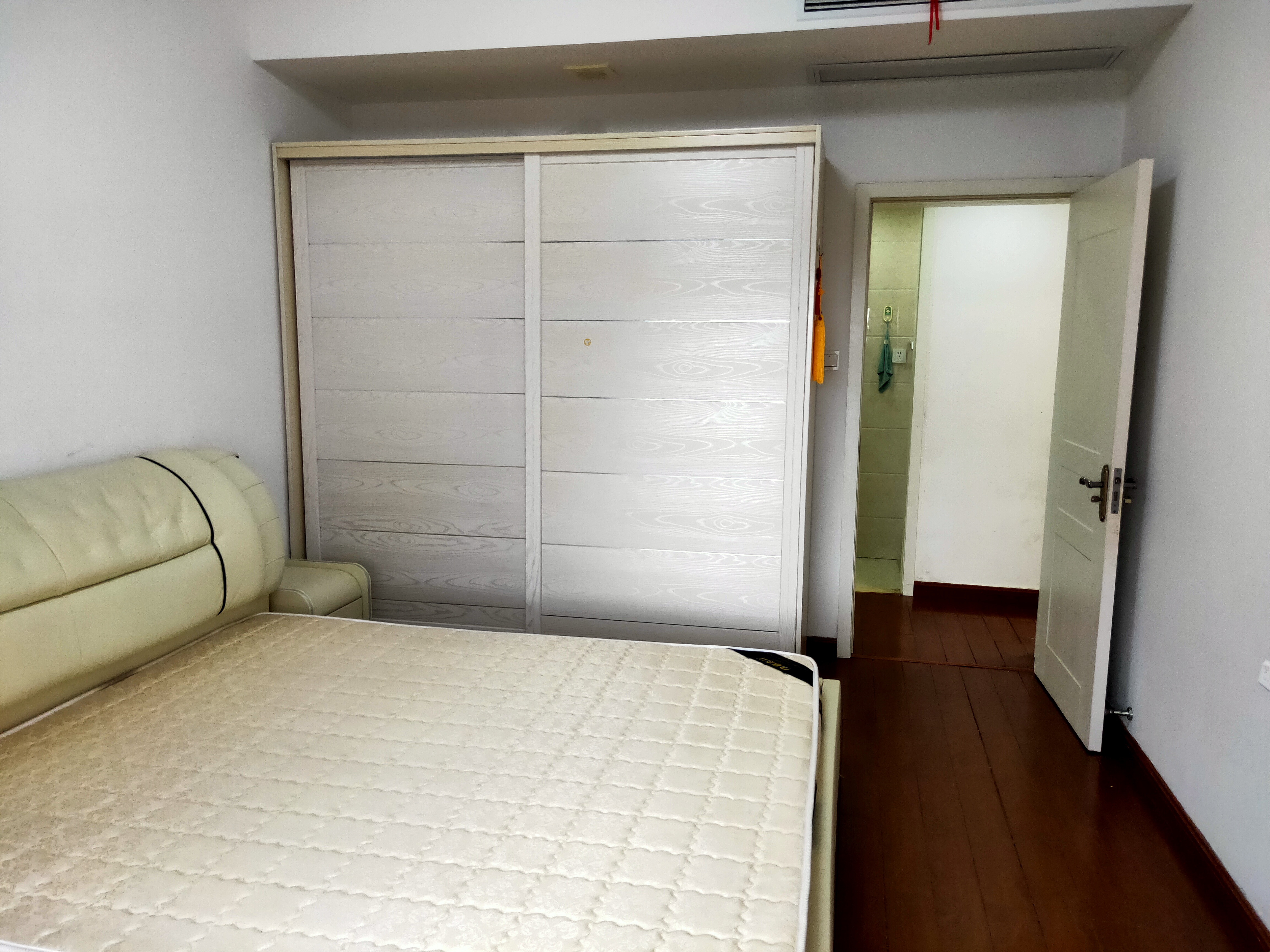 中南世纪花城二期 2室2厅1卫 89m&sup2;