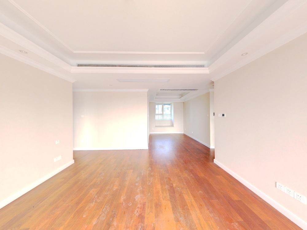 融创盛和九里桃源 4室2厅2卫 143m&sup2;