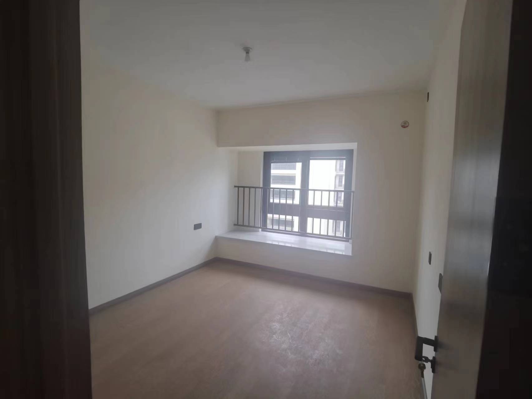 湖山源著 3室2厅2卫 99.00m&sup2;