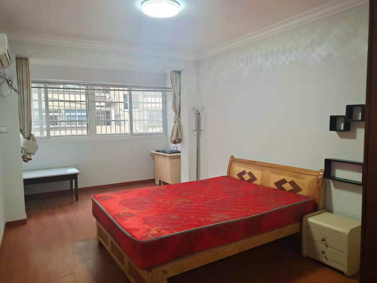 百花军宅苑 2室1厅1卫 74m&sup2;