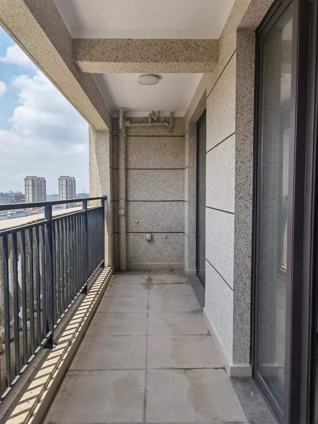 中南熙悦(南通经济技术开发区) 4室2厅2卫 135.588m&sup2;