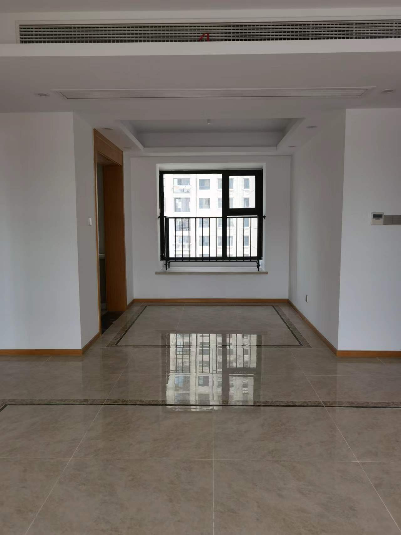中南熙悦(南通经济技术开发区) 4室2厅2卫 135.588m&sup2;