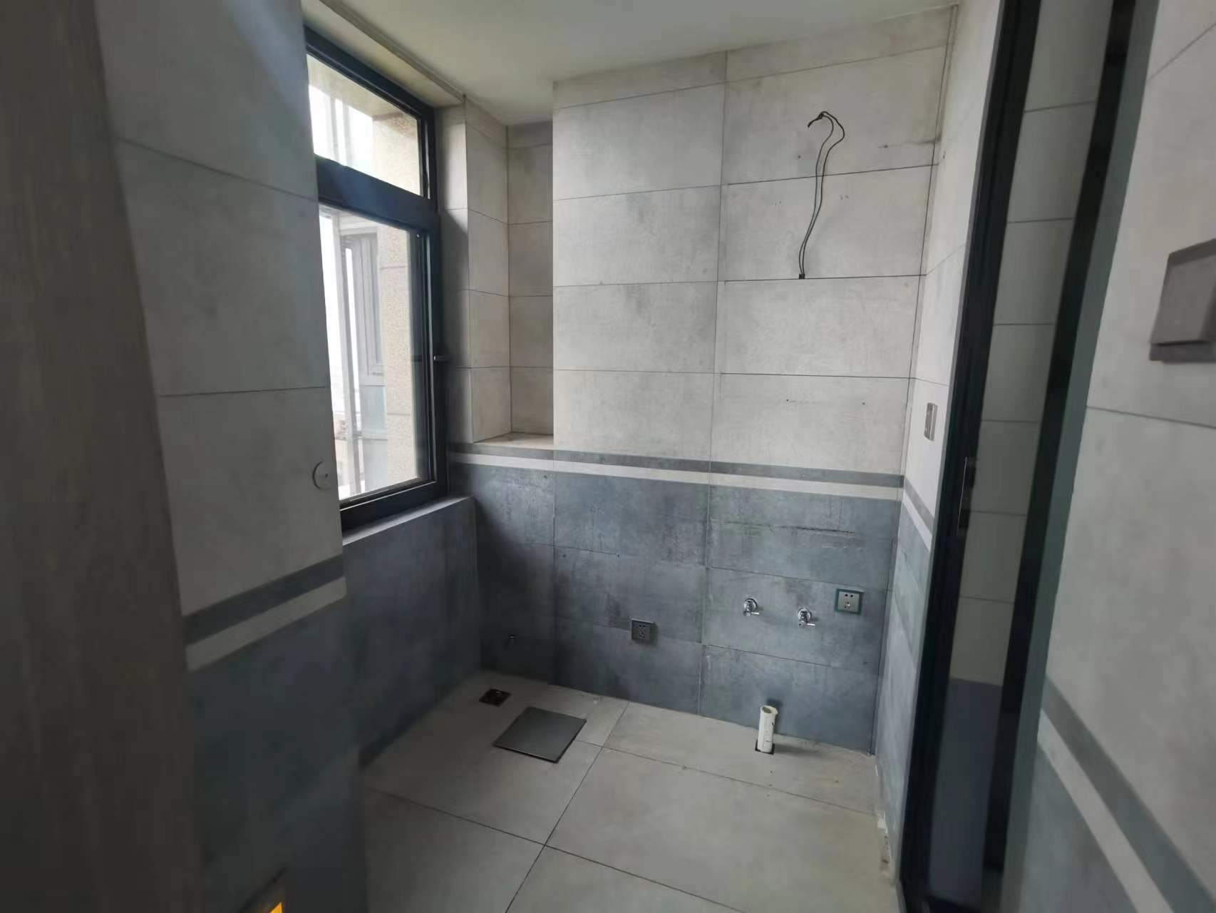 苏建学府雅居 3室2厅2卫 134m&sup2;