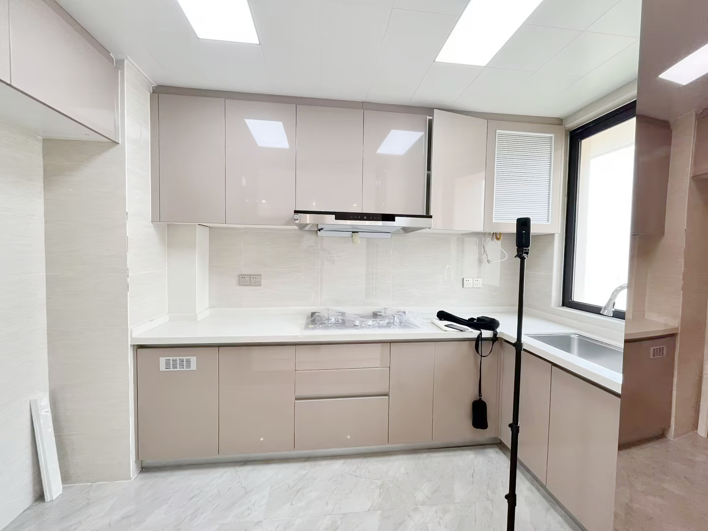 中南世纪花城三期 3室2厅2卫 133m²
