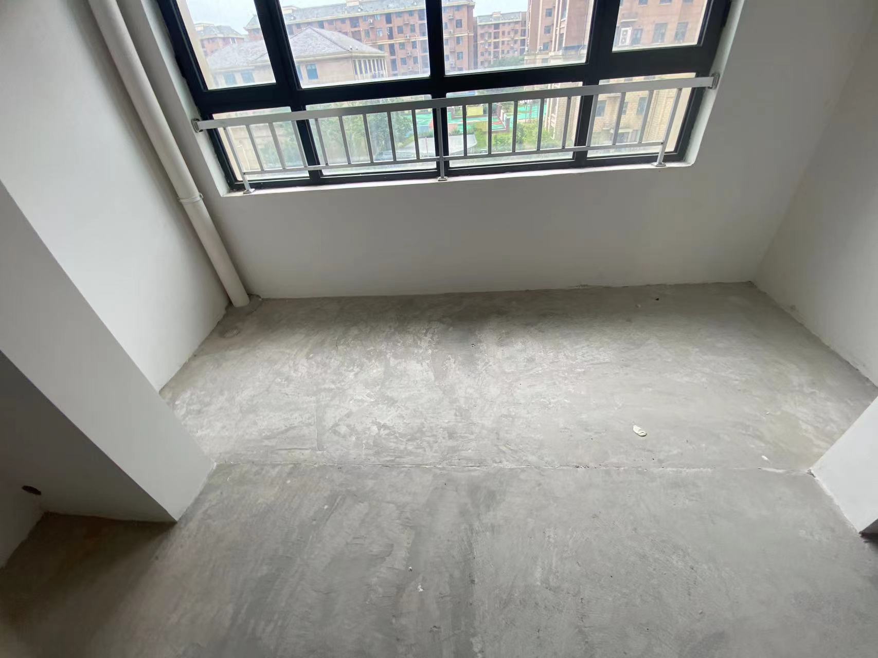 华山花苑六期 2室2厅1卫 90.25m&sup2;